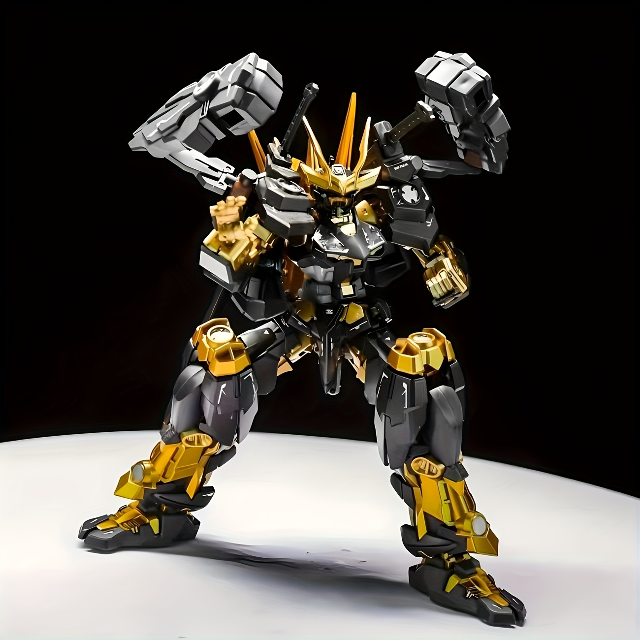 Black and Golden color high-looking robot model assembly combination set, figure doll model desktop decoration collection model