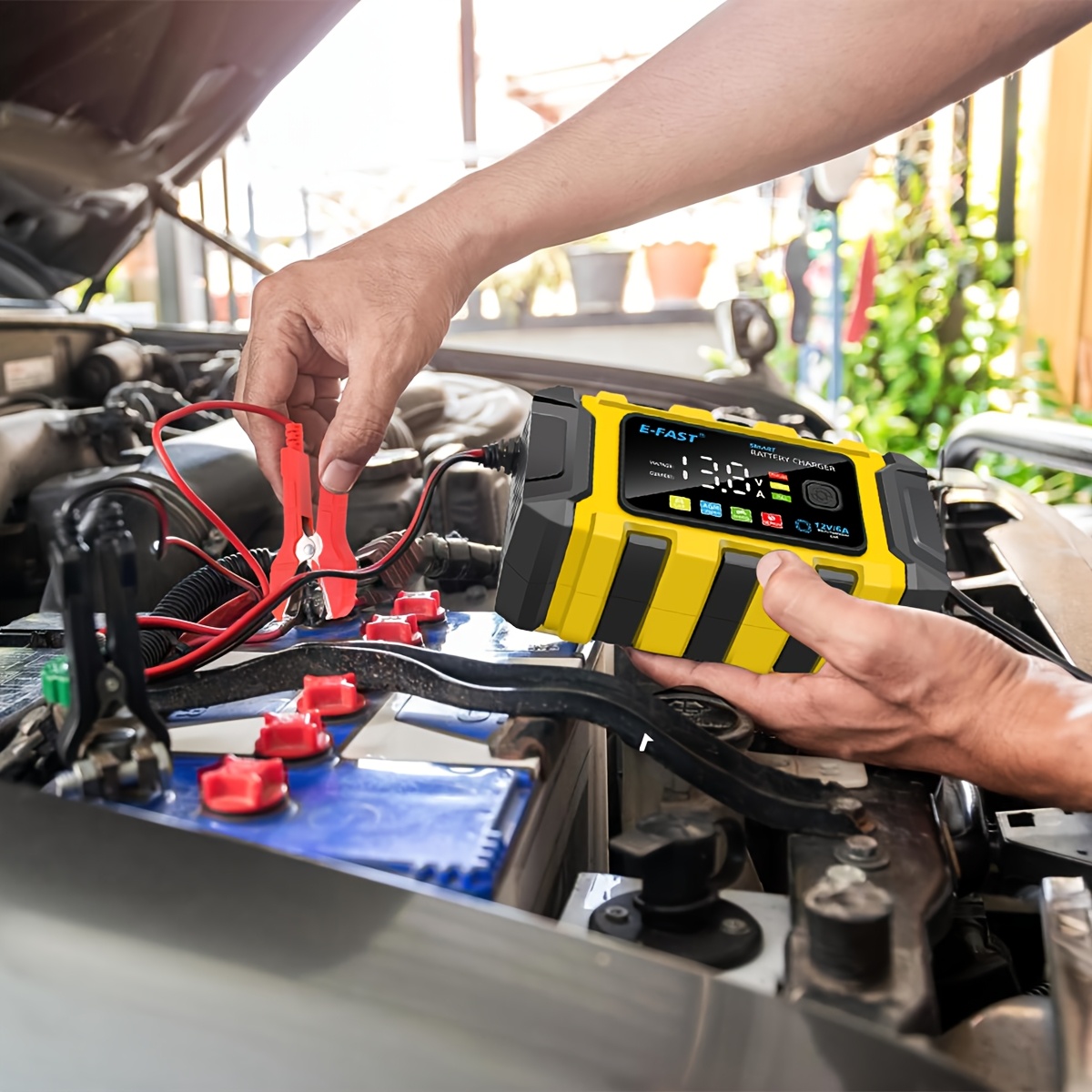 12V 6A Smart Car Battery Charger with LCD Display