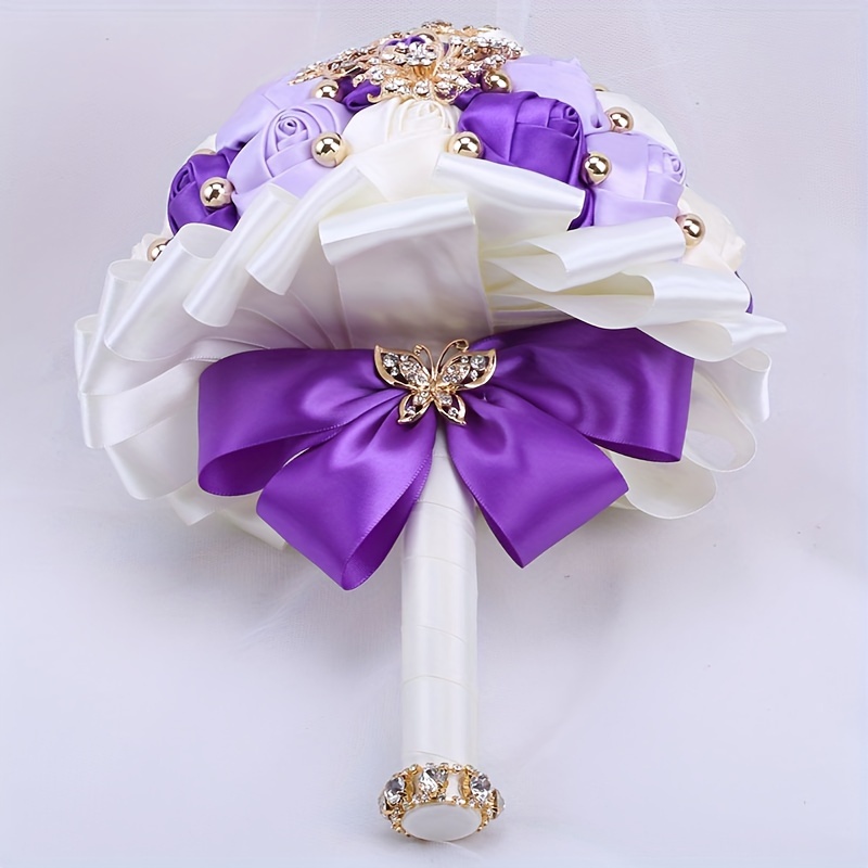   kuyov qizlar uchun buket boy qizil shaytonli güllar, kristal va marjon aksessuarlari bilan to'ldirilgan to'y to'ylari tafsilotlari 24