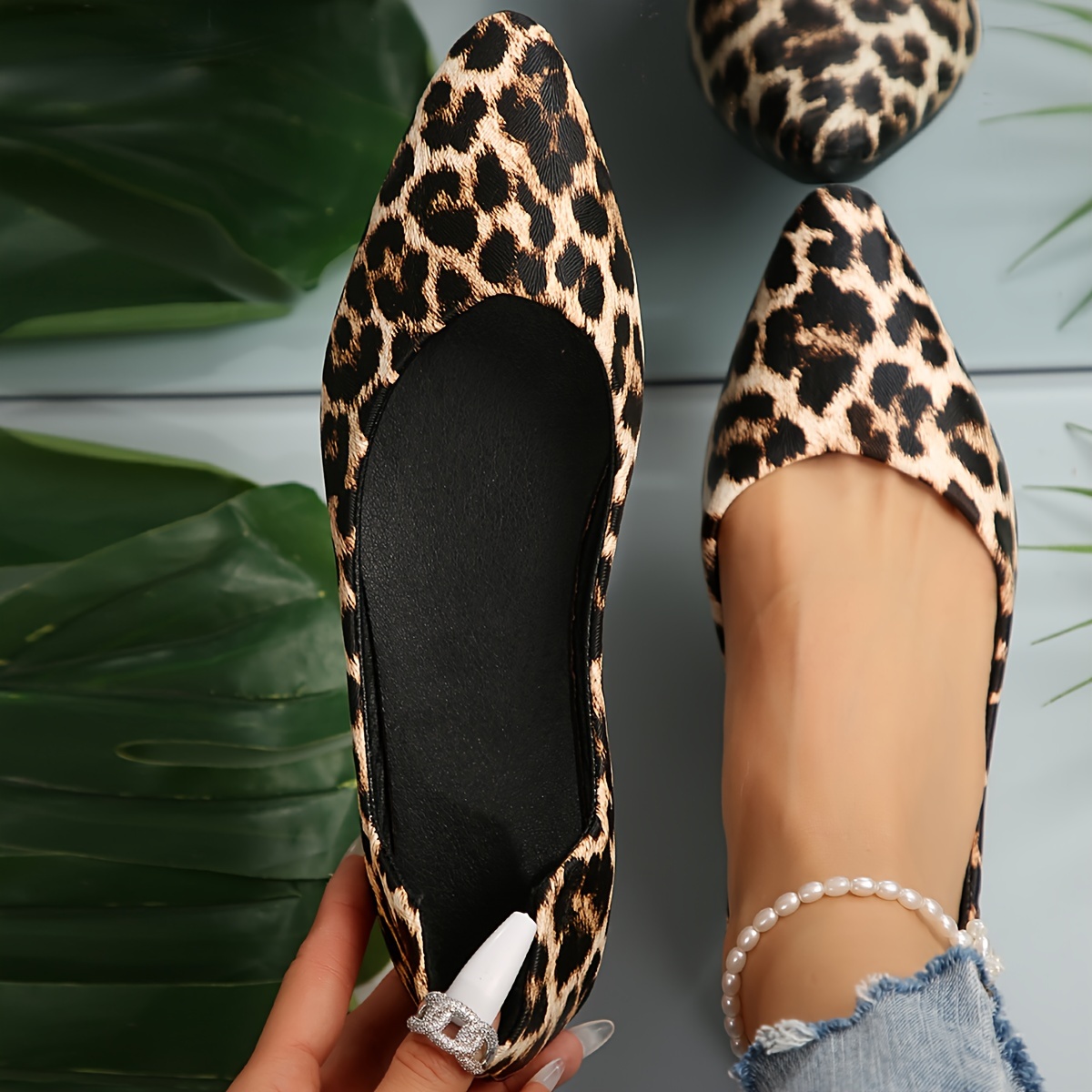 

Women's Leopard Print Flats, Shallow Mouth Lightweight Slip On Daily Shoes, Point Toe Comfort Footwear