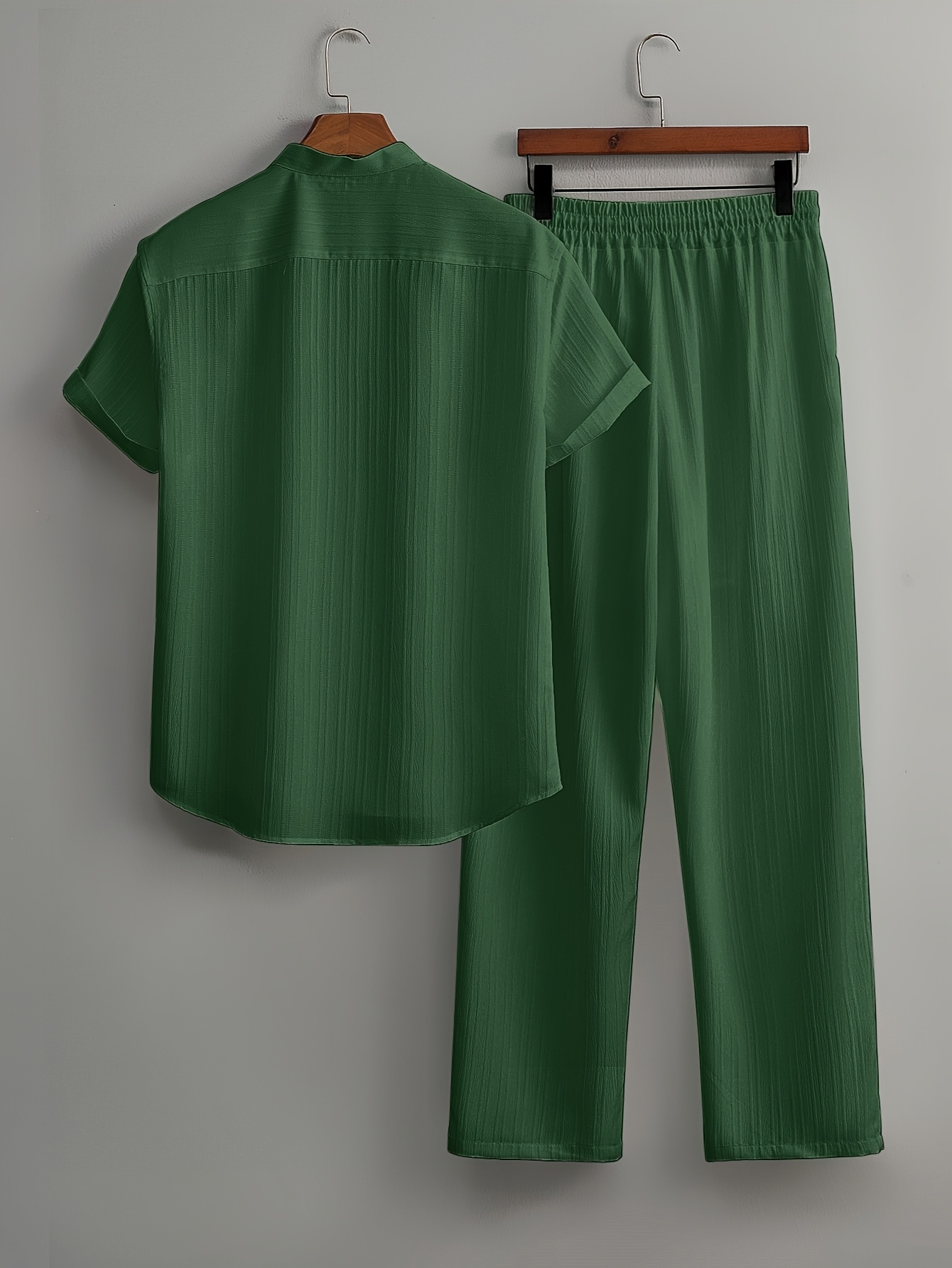 Men's Button Texture Casual Vacation Striped Short Sleeve Shirt and Tie-Waist Loose Straight-Leg Pants Set, 2pcs