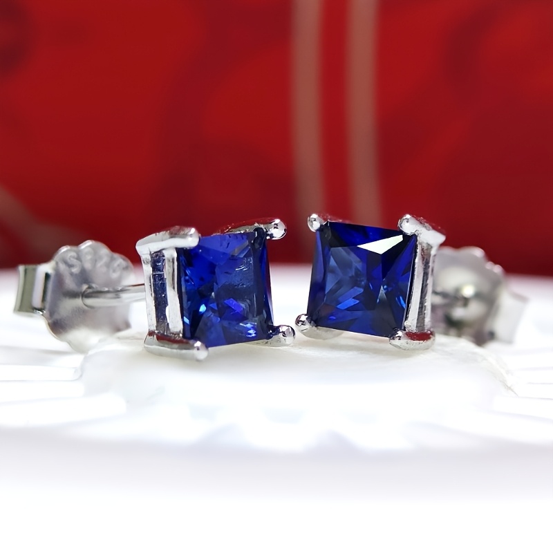 Women's 0.85g S925 Classic Princess Square Stud Earrings, Daily Wear