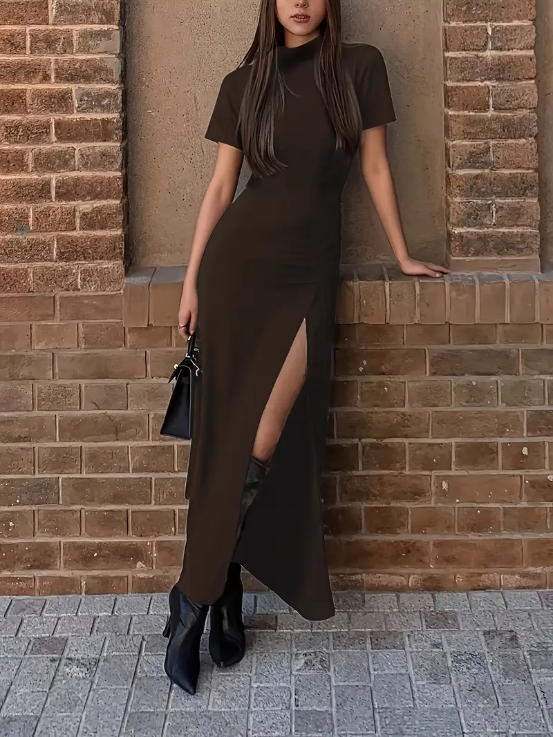 A Vintage-Style Fitted Slit Dress, a Short-Sleeved Dress with a High Collar, Elegant Long Dresses Suitable for Dates And Evening Parties A Vintage-Style Fitted Slit Dress, a Short-Sleeved Dress with a High Collar, Elegant Long Dresses Suitable for Dates And Evening Parties