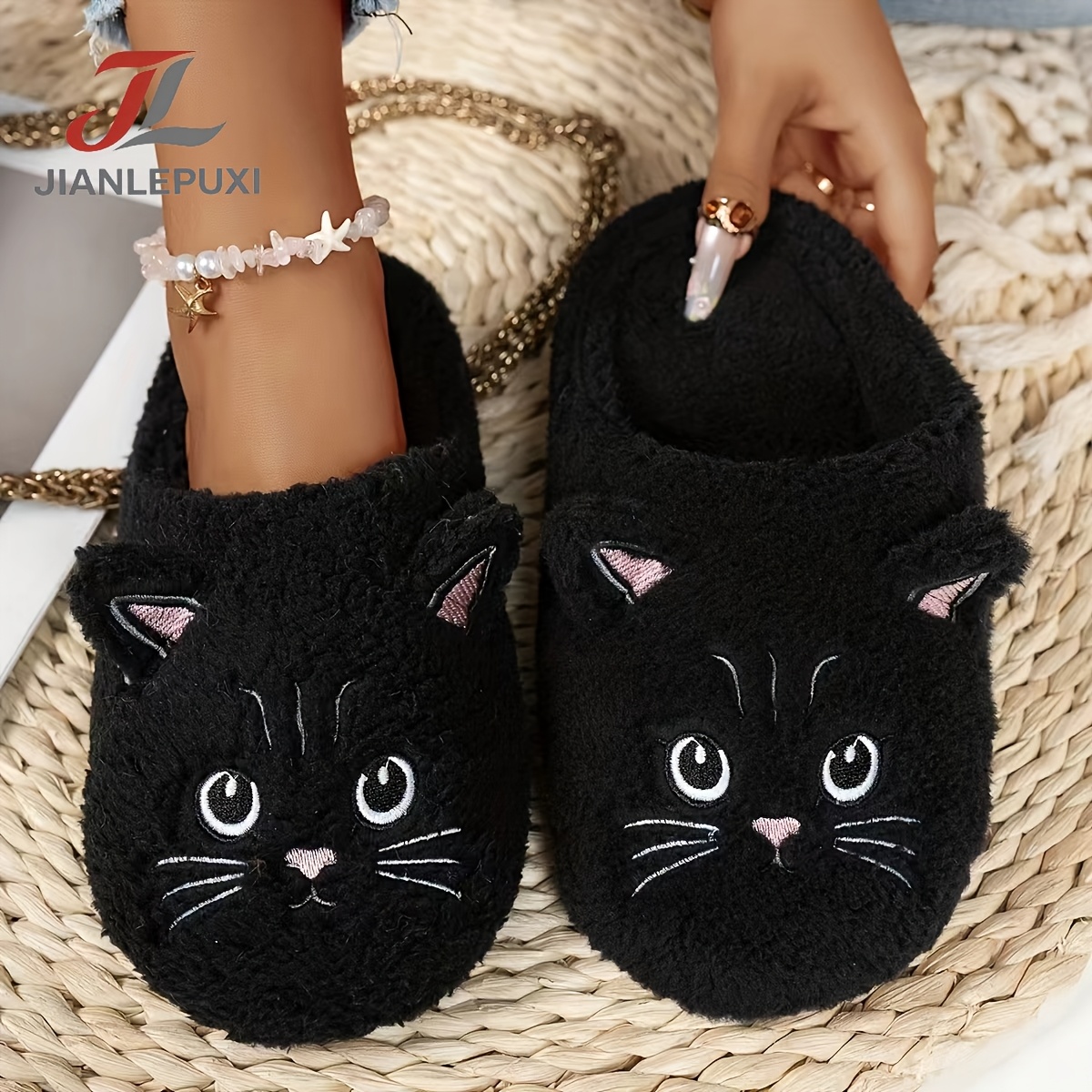 TEMU Fashionable Embroidery Cartoon Comfortable Couple's Indoor Home Slippers, Unisex Silent Slip-on Slippers