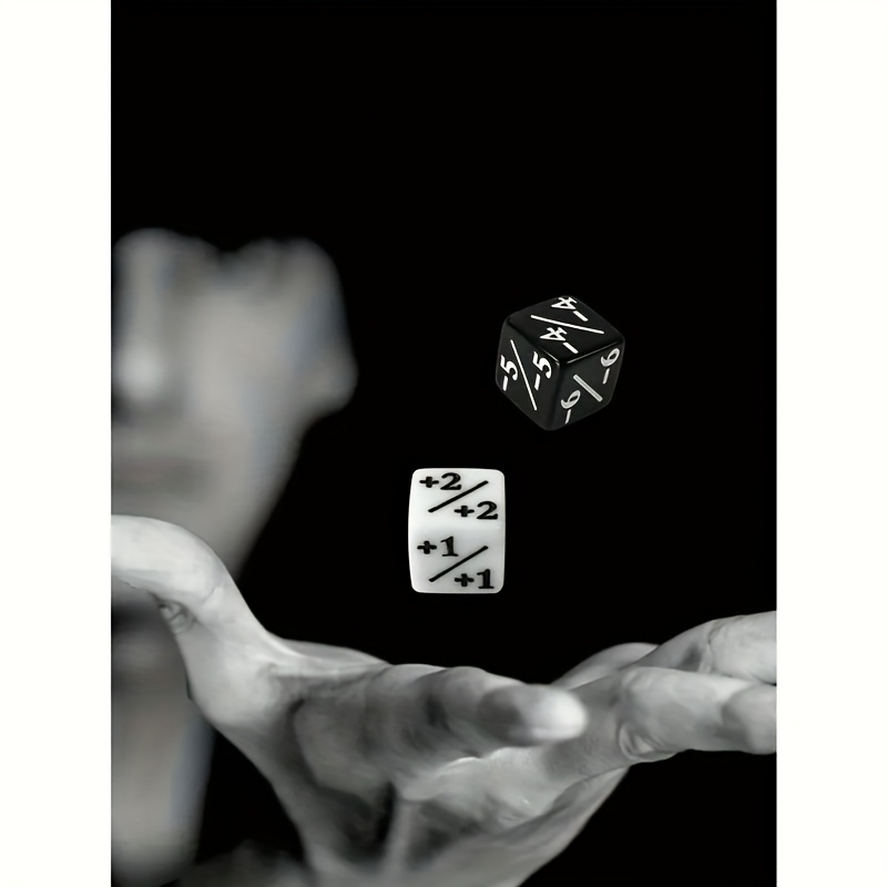 24 Black and White Dice Counting Tokens for Card Games
