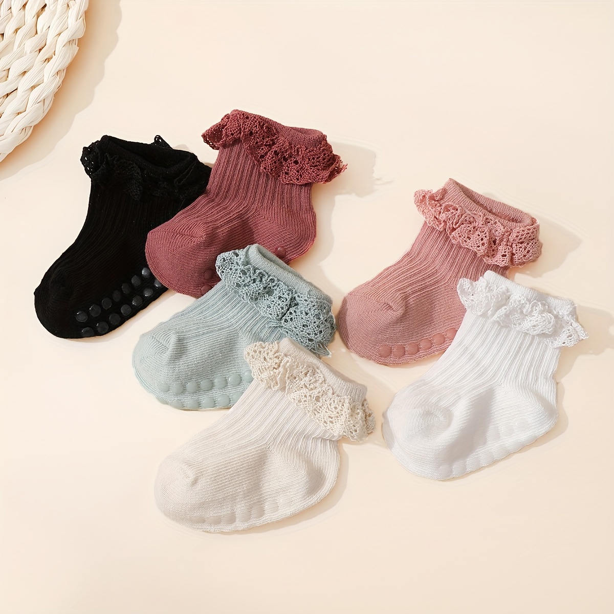 

6 paires de chaussettes courtes en dentelle pour bébé fille, respirantes, confortables et décontractées, à la mode.