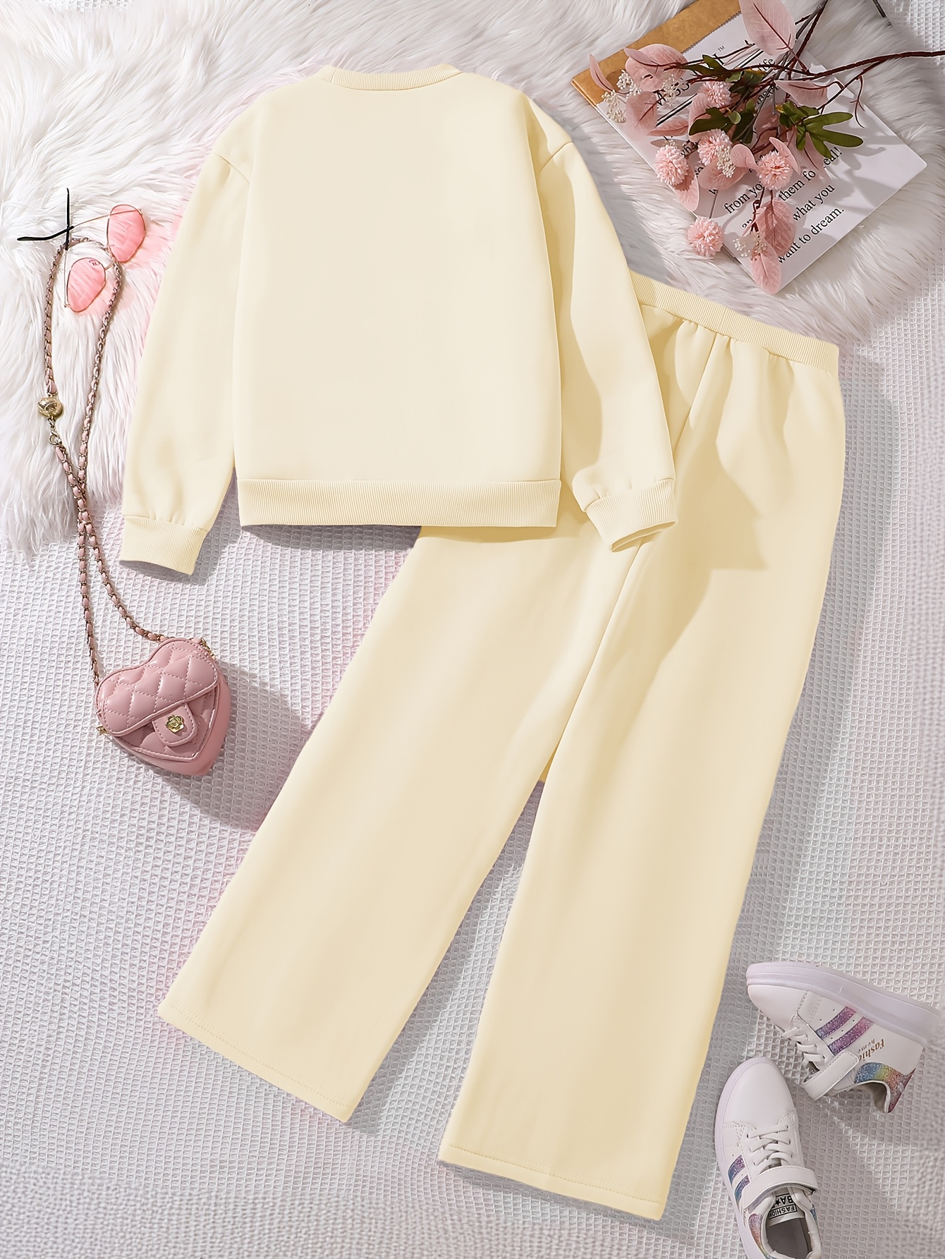 2pcs Set Cute Solid Color Plush Heart Sweatshirt and Pants