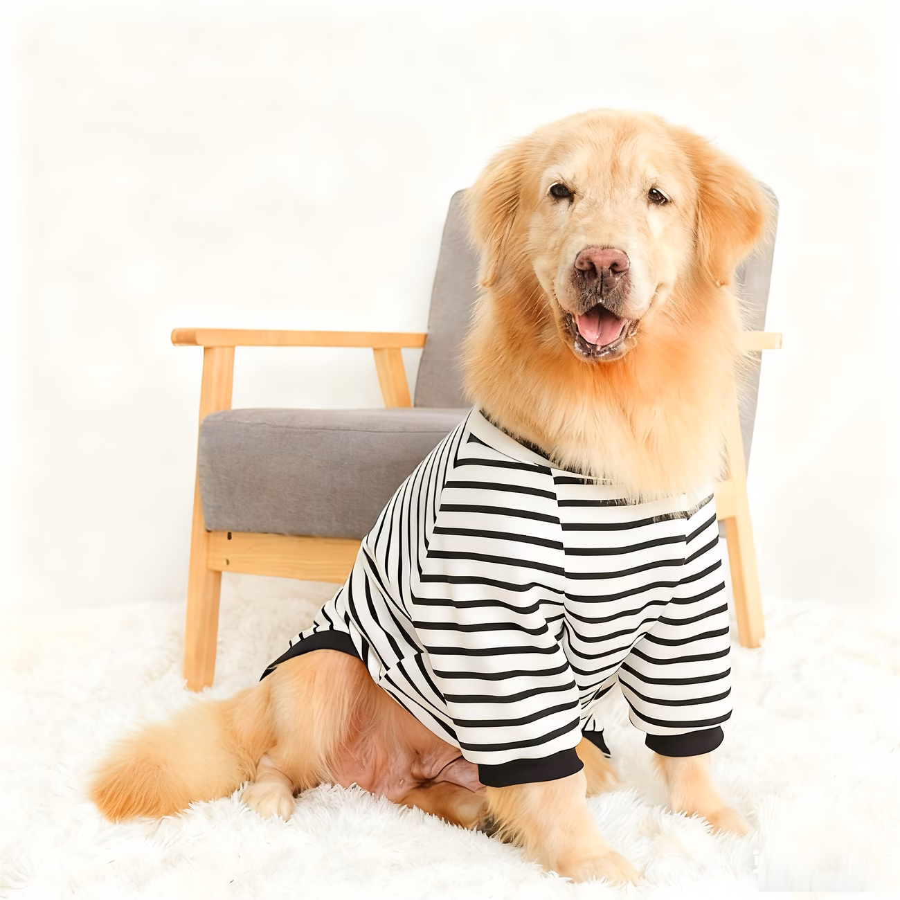 large dog fleece round neck black and white striped casual sweatshirt Product details 6