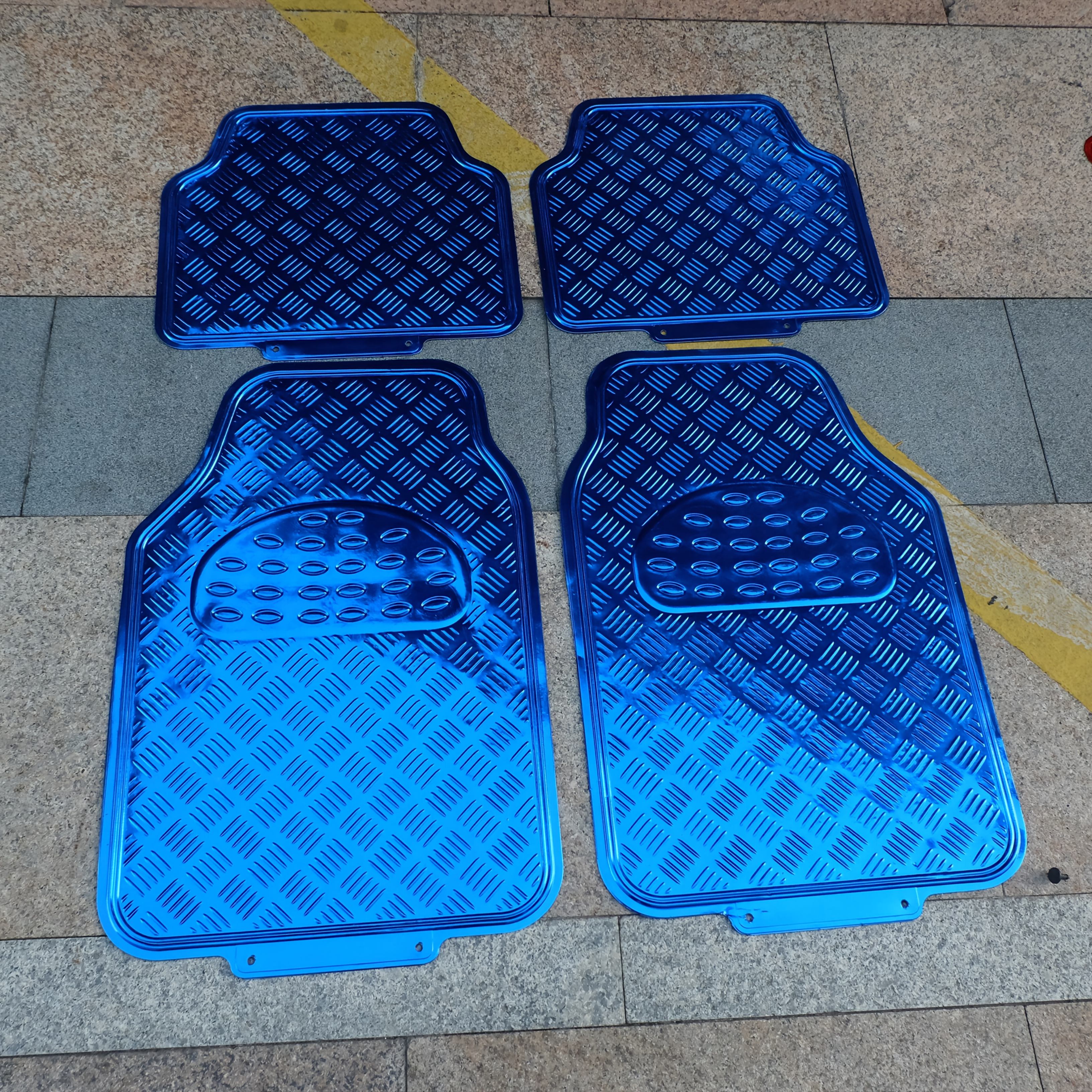 TEMU 4pcs Set Of Waterproof Premium Car Floor Mats, Suitable For , Comfortable , Waterproof Non-slip Car Mats Universal Type Car Floor Mats Front And