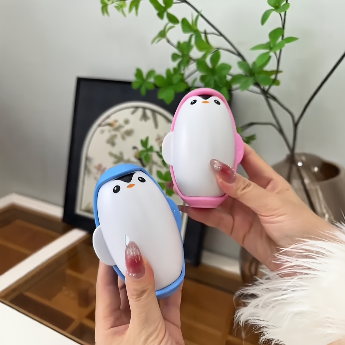 1pc cute penguin reusable pet hair remover roller washable strong   for   fur portable lint brush for clothes   Product details 2