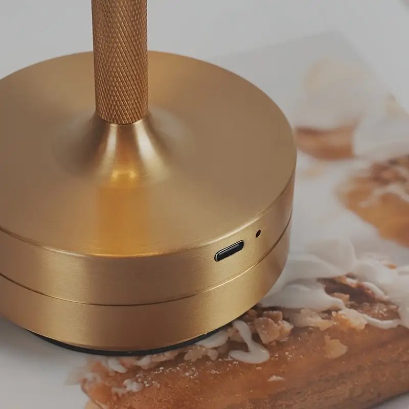 1pc control bedside table lamp with usb port adjustable brightness golden metallic usb powered led desk lamp with usb port Product details 3