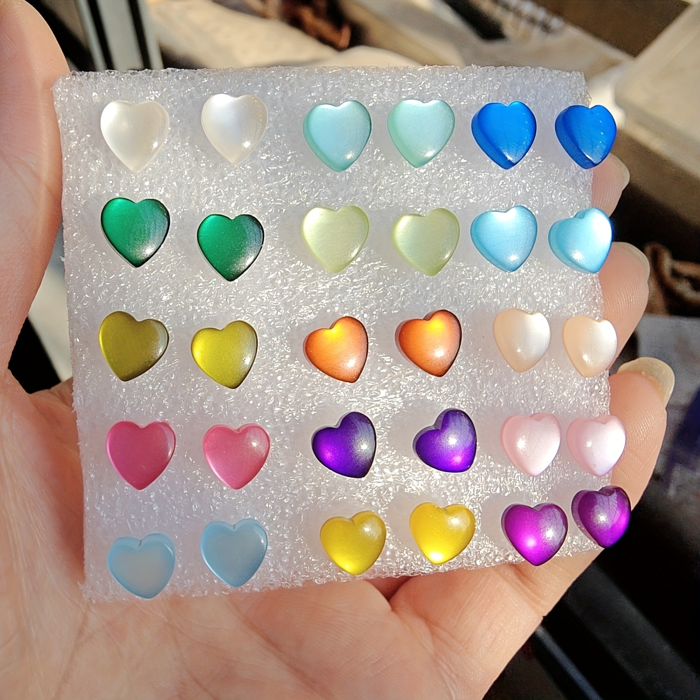 TEMU 30pcs Heart Resin Stud Earrings, Cat Eye Heart-shaped Transparent Plastic Ear Posts, Ear Piercing Care, Peach Heart Stud Earrings Jewelry