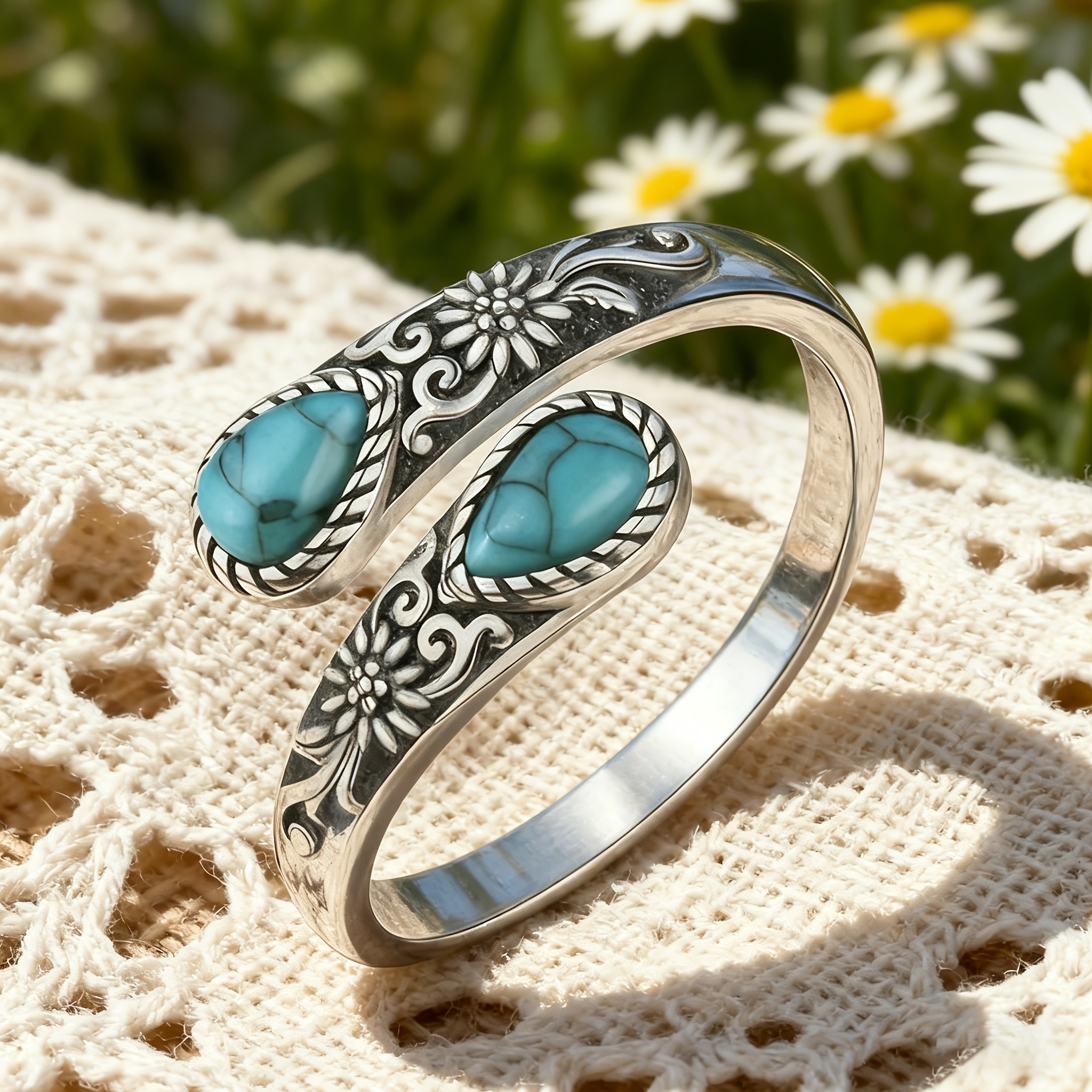 Image of Women's Adjustable Vintage Daisy Synthetic Lapis Ring, , White K Plated Jewelry, Birthday And Anniversary Gift, Daily Party Jewelry, Gift For Her, , Elegant Plating