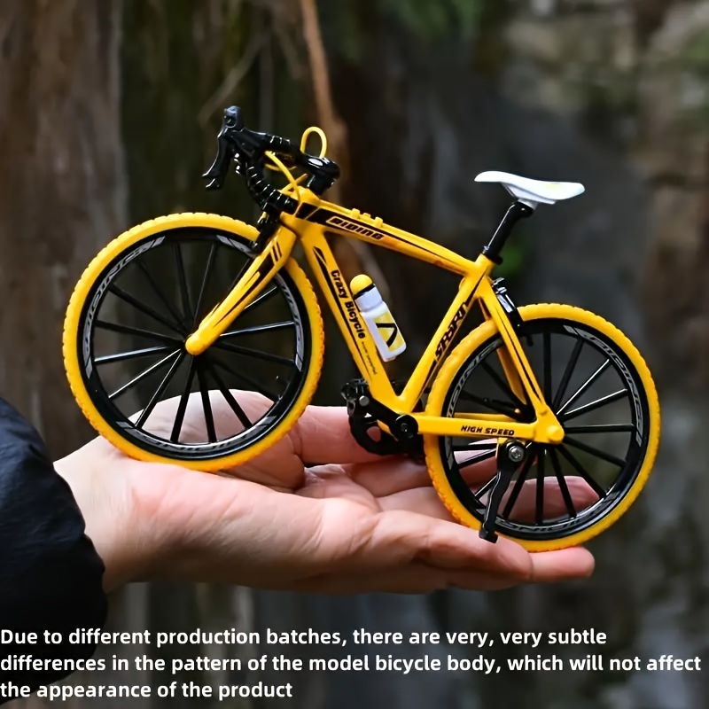 

Customizable 1:10 Scale Alloy Racing Bicycle For Car Models - Realistic Design, Perfect For Hobbyists & Collectors, Ages 14+