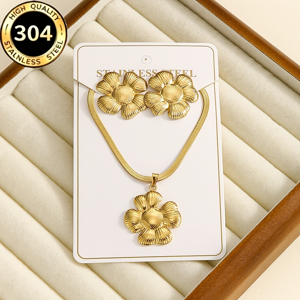 3pcs Flower, Star, and Geometric Stud Earrings and Necklace Set