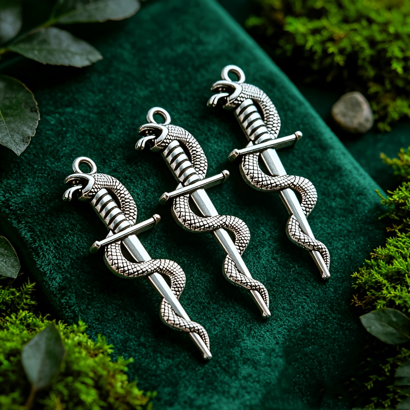 3D Retro Snake-Shaped Twisted Swords Pendant Set
