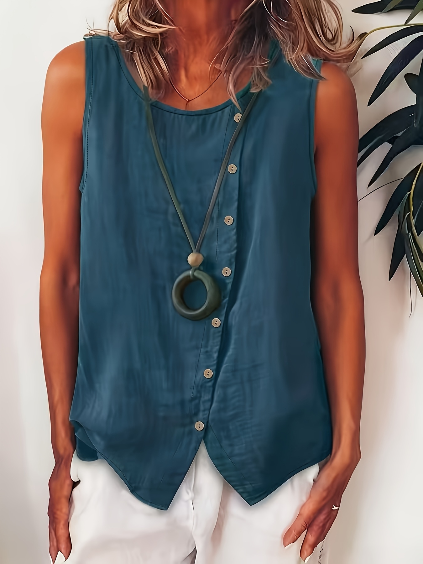 solid color decorative button round neck casual womens sleeveless tank top for summer