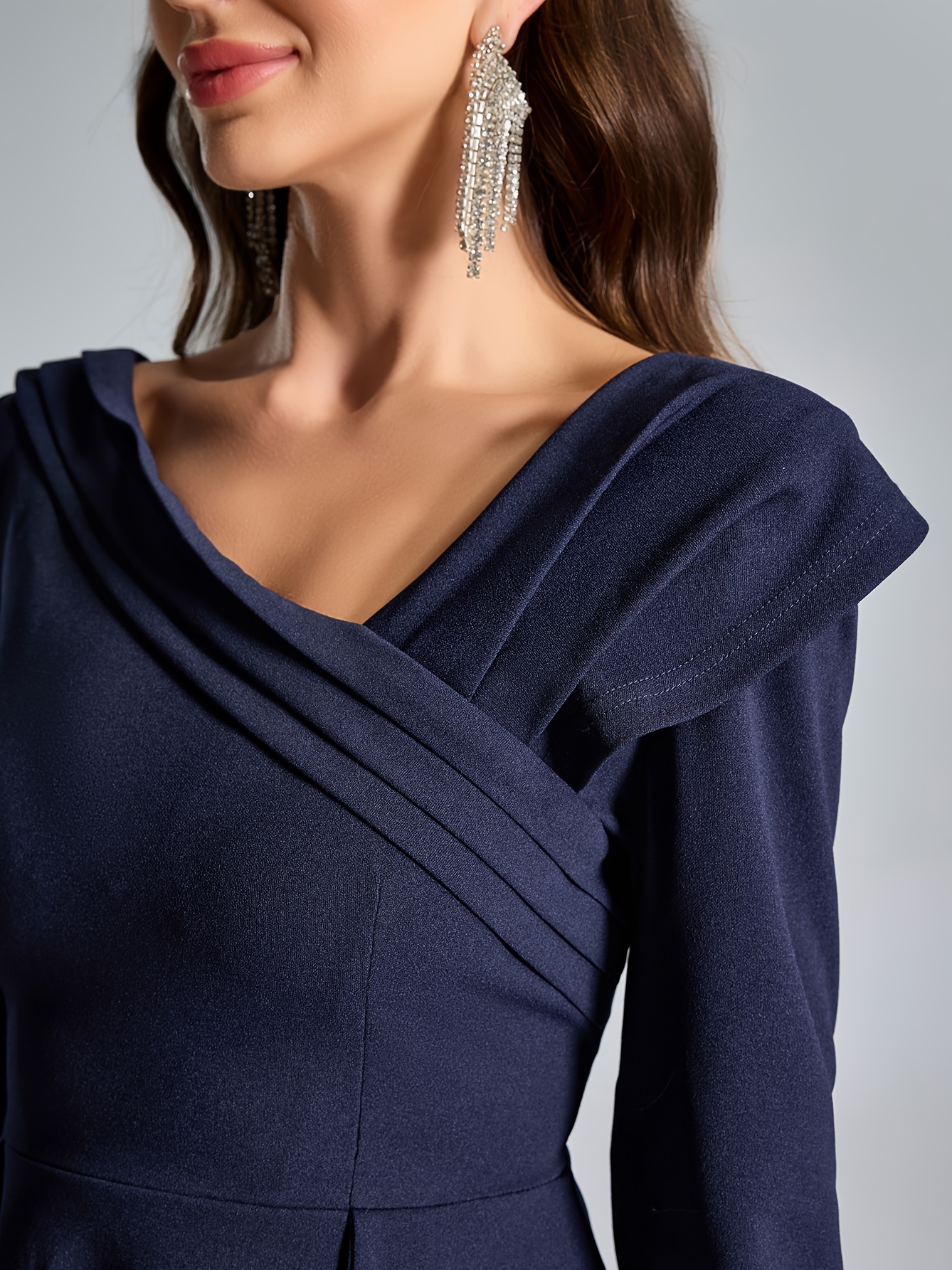 Elegant Directional Fashion Neckline Discount Full Swing Evening Party Dress