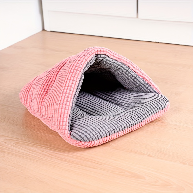 Small Animal Warm Guinea Pig Hideout, Soft Semi-Enclosed Sleeping Bag, Machine Washable, Suitable for Rabbits, Squirrels, Ferrets, Hedgehogs, Guinea Pigs, and Kittens