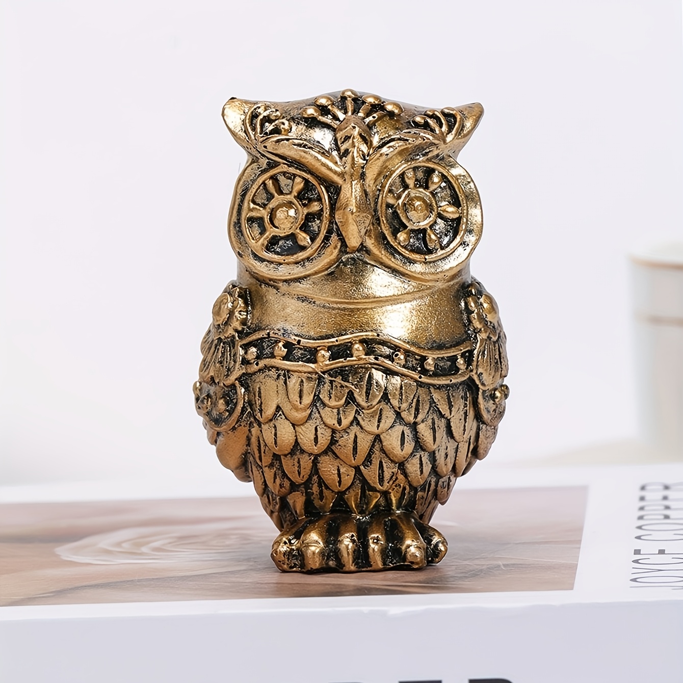 Image of Vintage European- Figurine - Resin , Intricate Design, Halloween Decor, No Power Needed, Ideal For Home And Office Decorfor Christmas, Halloween Decorations, Fall Home Decor Collectible Figurines