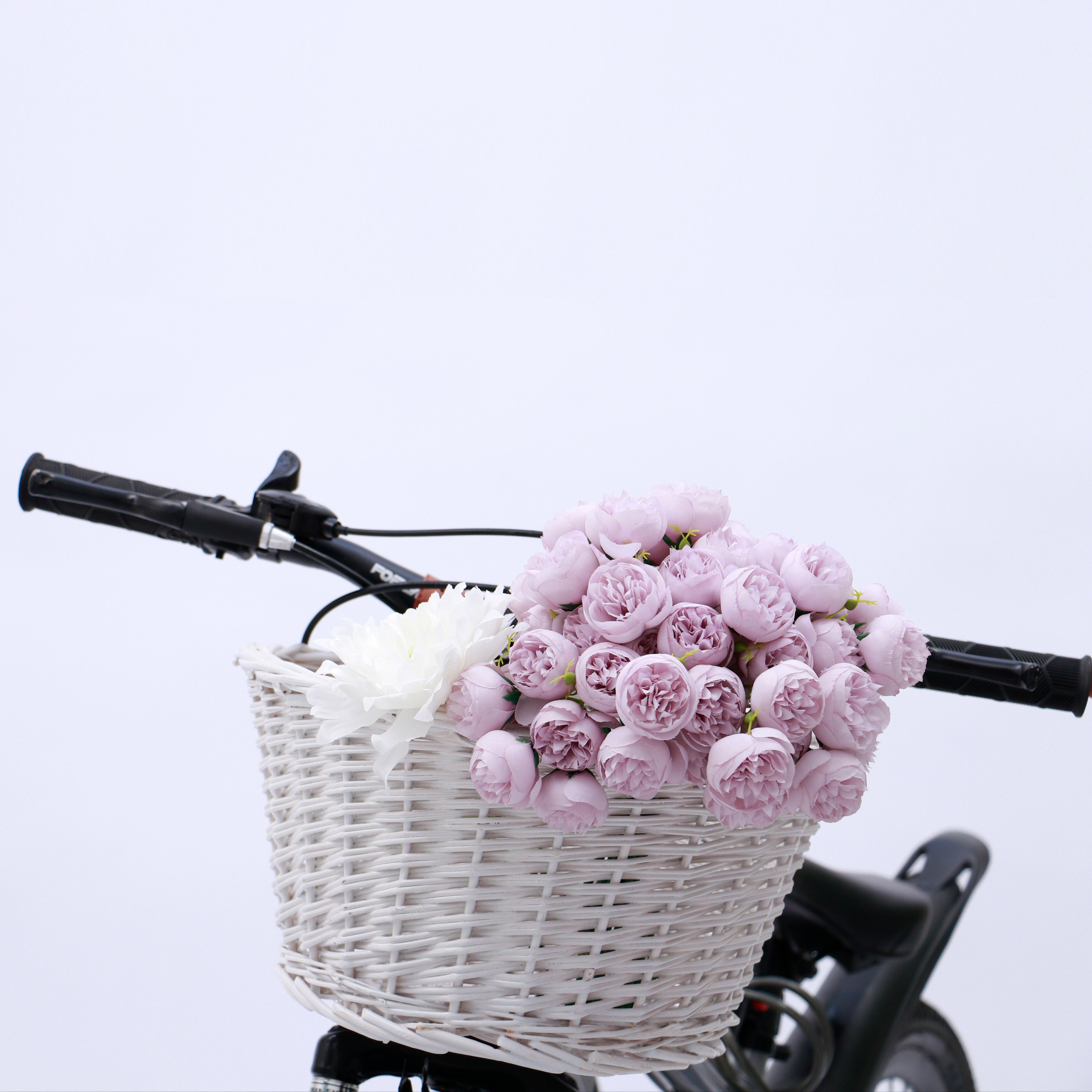 Handwoven Front Bicycle Basket, Suitable for All Bicycles and Age Groups, Brown Stylish Faux Leather, Shelf Baskets