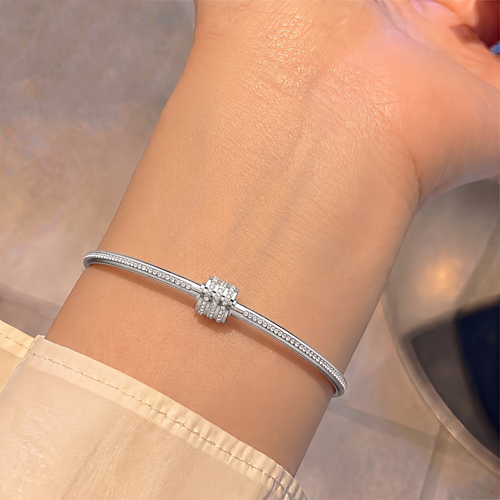 Women's Luxurious Rotatable Bead Design Zircon Bracelet