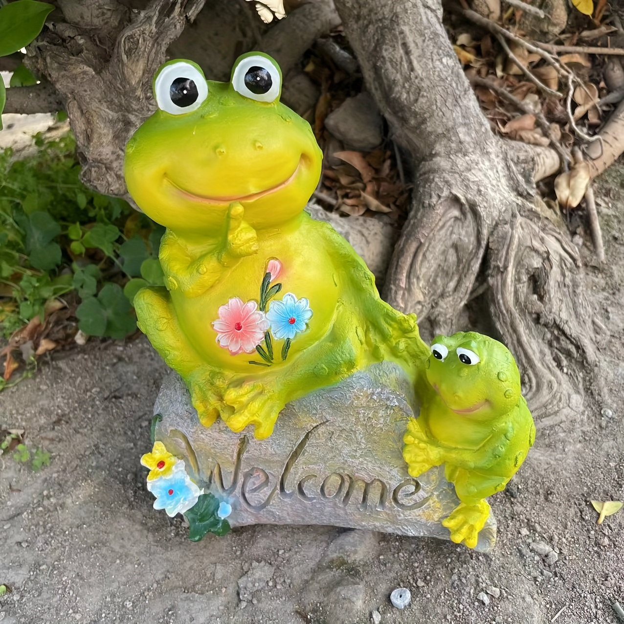 Gift Indoor Outdoor Frog Statue Resin Home Decor Animal Sculpture