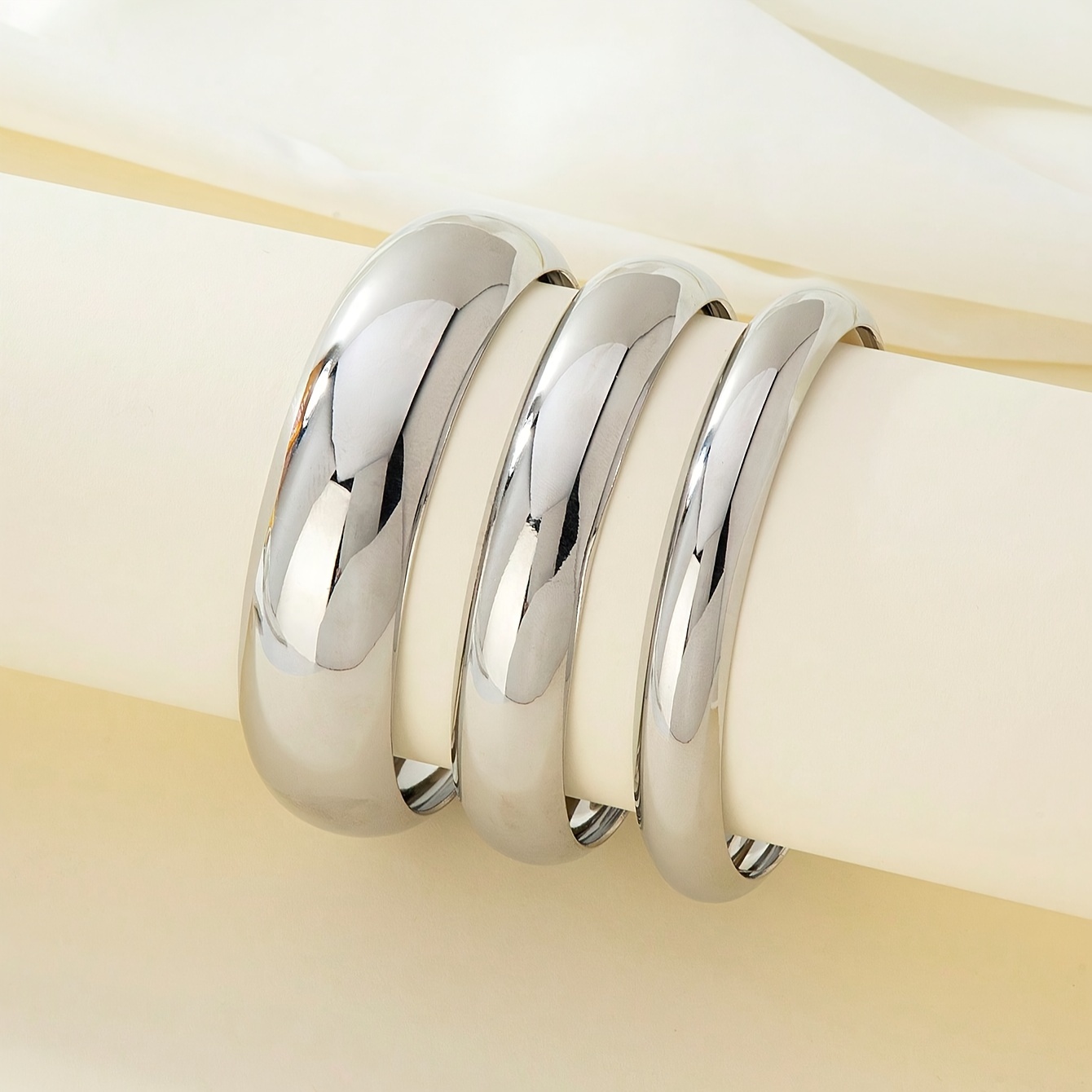 3pcs Fashionable And Simple Bracelets Suitable For Women' Wear