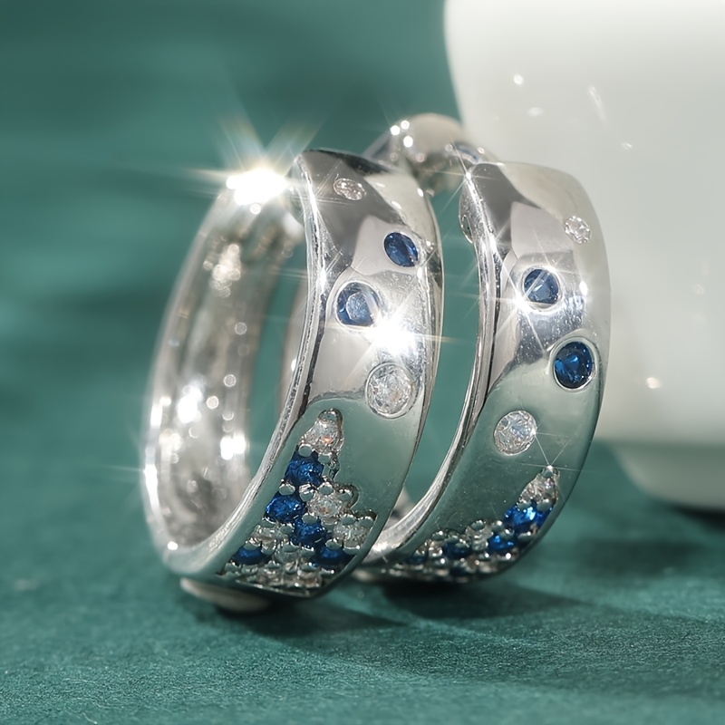 E-shop 1 Paar exquisite elegante blau-weiße Synthetik-Zirkonia Creolen, vielseitige Ohrringe für Damen für tägliche Dates modischen Party-Schmuck