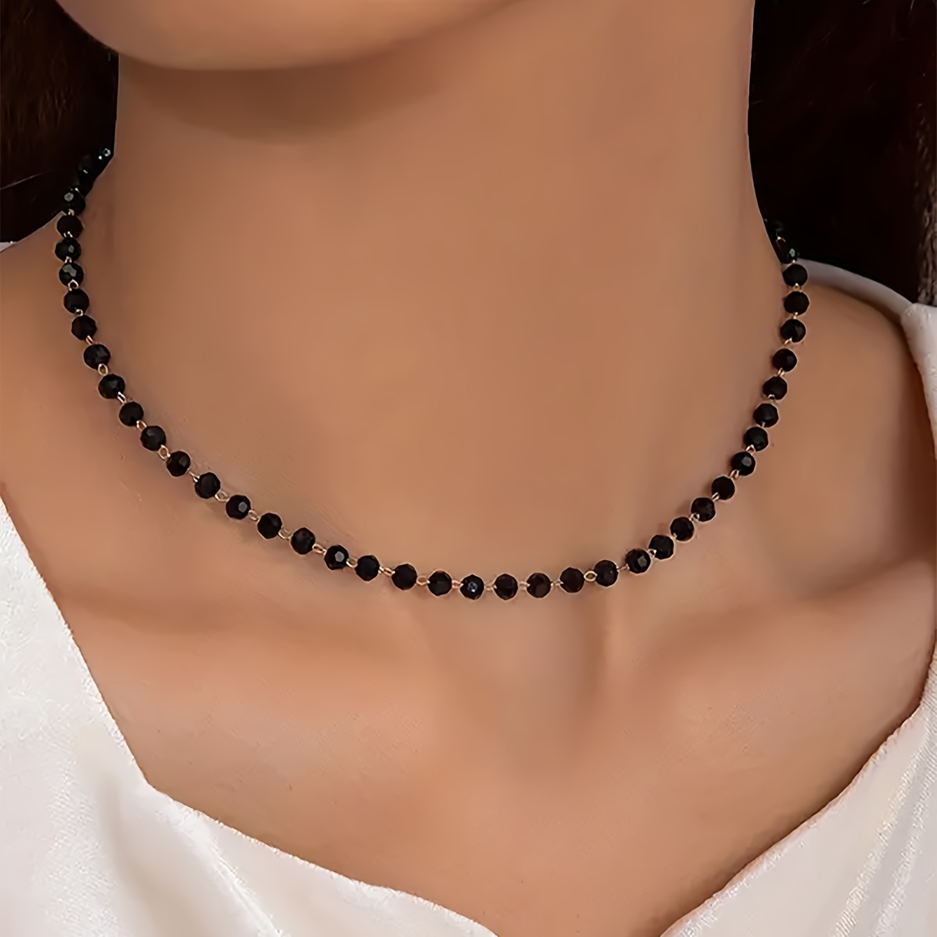

Vintage Elegant Style Glass Bead Necklace For Women - Classic No Plating Design, Versatile For Daily Wear And Parties