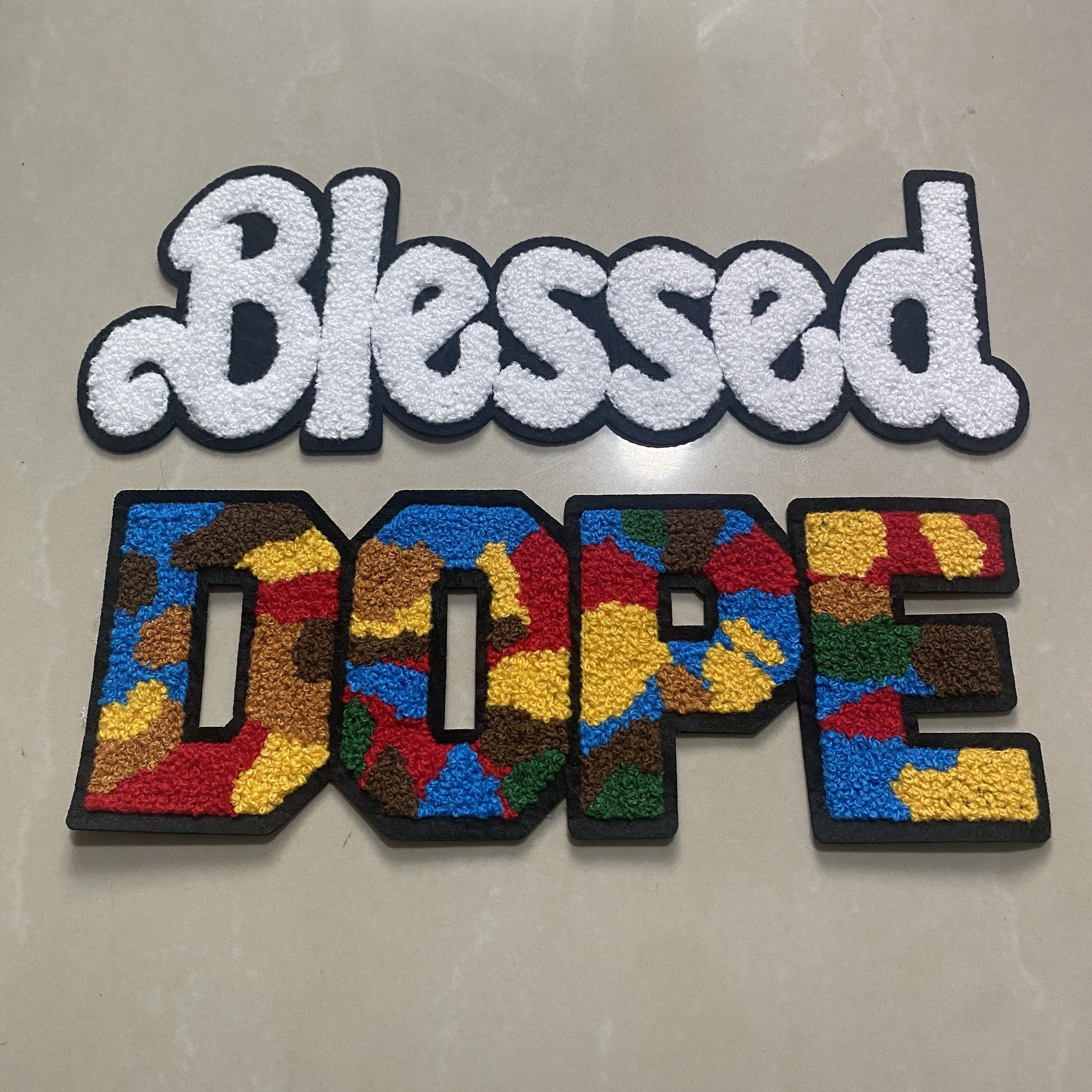 

Embroidered Appliqué Blessed & Dope Letter Patches, White & Multicolor Towel Embroidery Fabric Decals For Clothing And Jacket Decoration (1 Piece/pack)