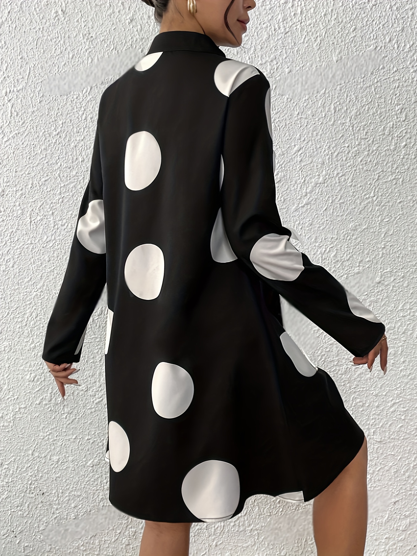2024 new women's black white polka dot button Temu Poland
