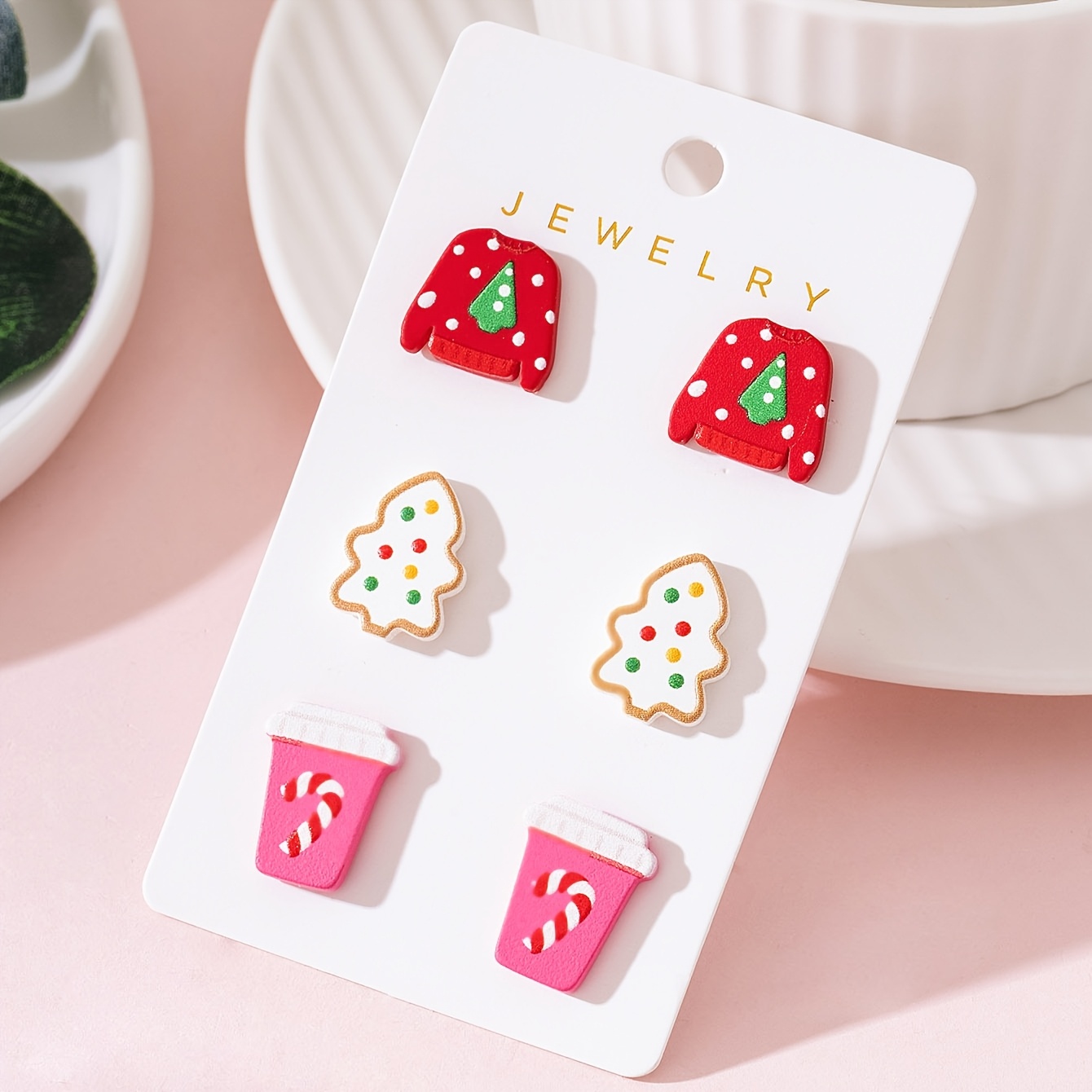 TEMU 3 Paires/Ensemble Vêtements de Noël Arbre de Noël Baume de Coupe Design Émail Ensemble de Boucles d'Oreilles à Clous pour Femmes