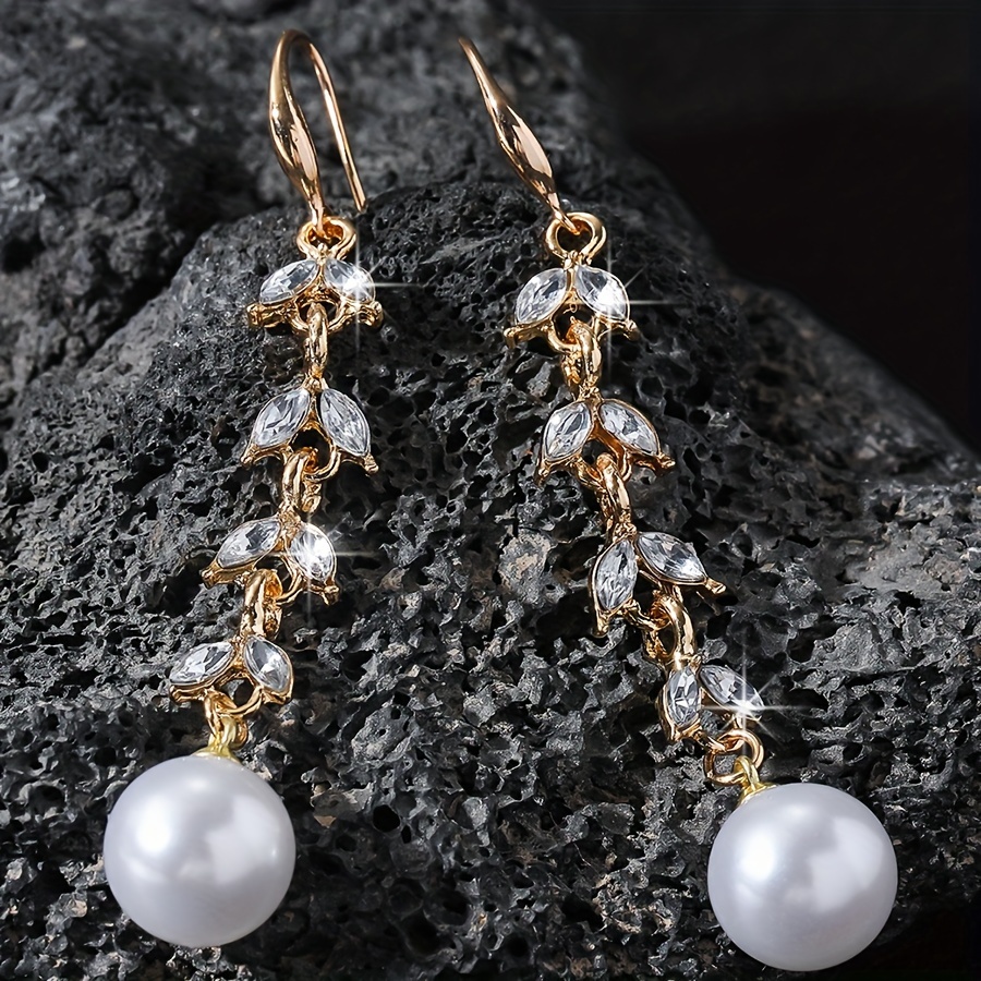 Women's Elegant Leaf & Faux Pearl Dangle Earrings