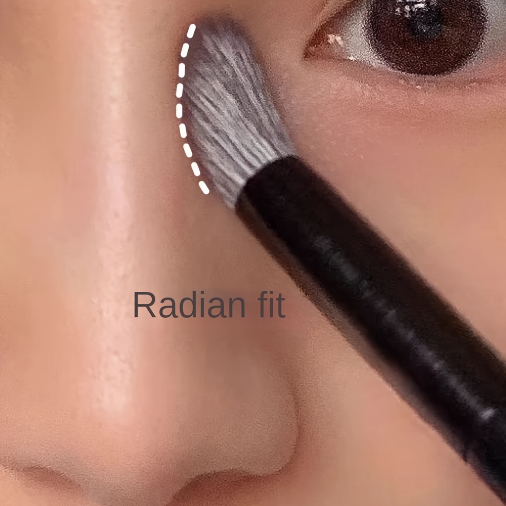 

Angled Nose Contour & Brush - Hypoallergenic, Soft Synthetic Eye Blending & Concealing