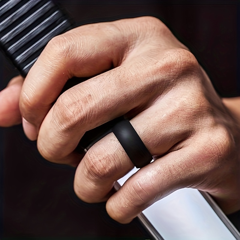 4pcs Men's Silicone Ring Set with Cross and Rhombus Engraved Patterns