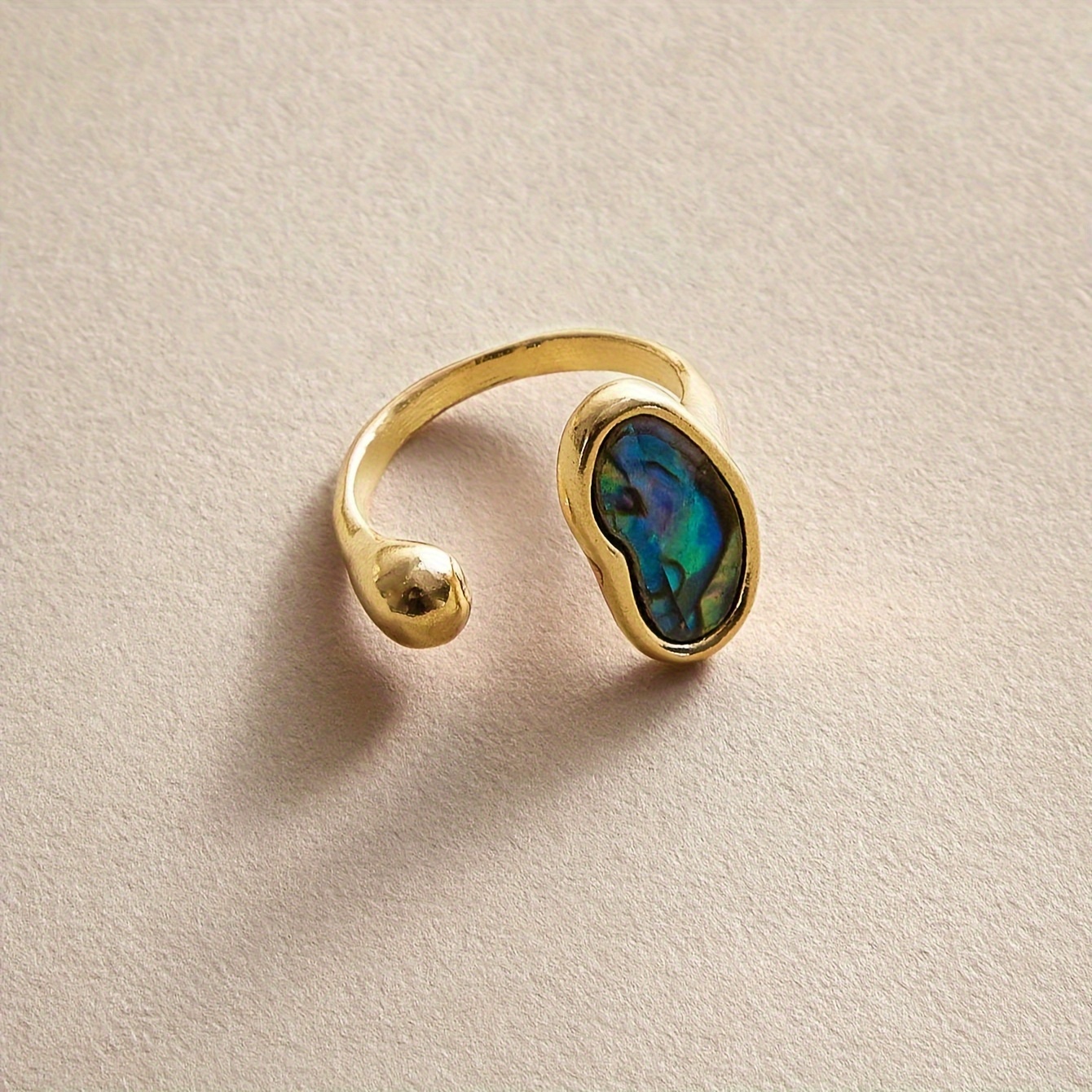 

Bague Élégante & Sexy en d'Abalone pour Femme - de Zinc, Parfaite pour Tenue Décontractée