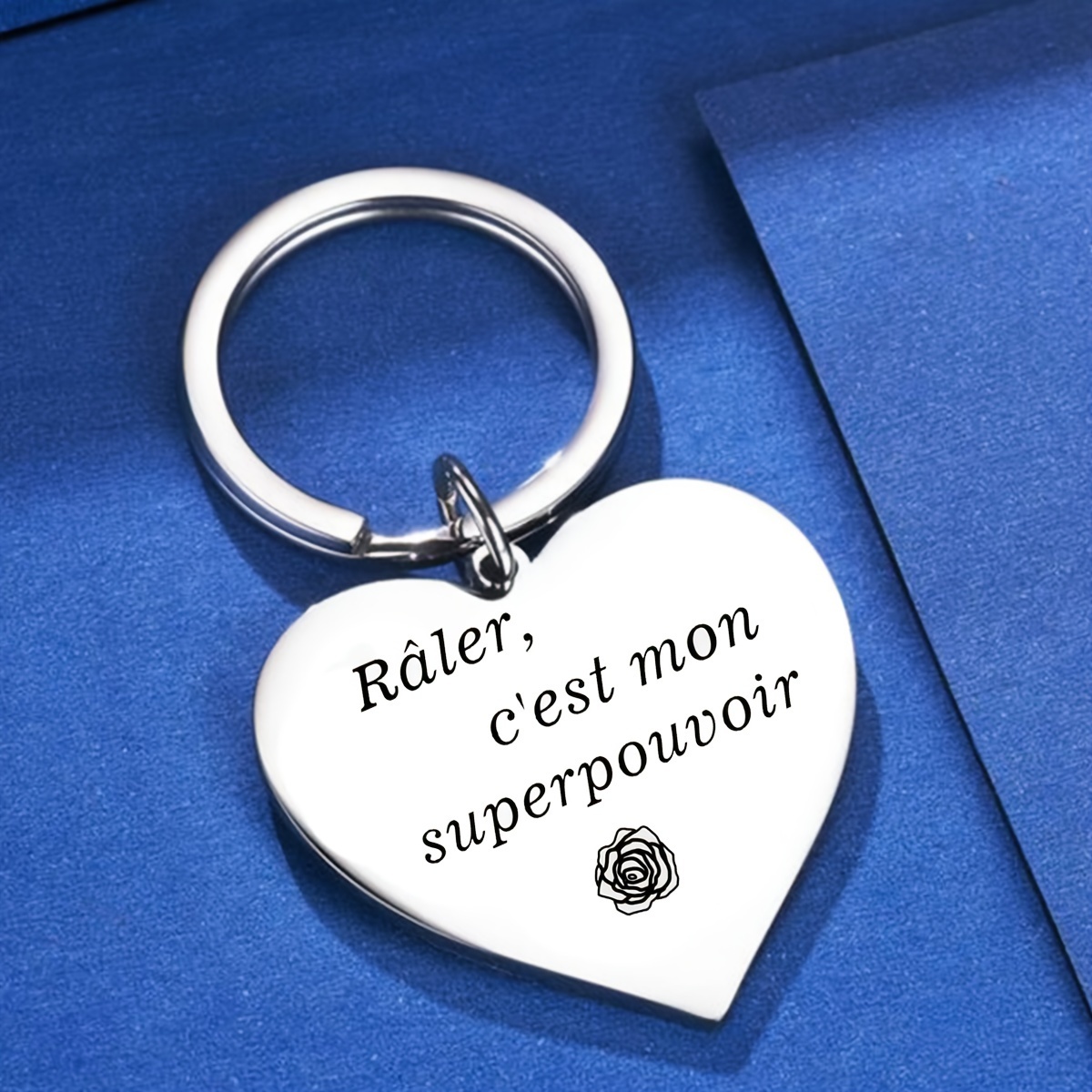 1pc Porte-clés en forme de coeur en acier inoxydable français Raler, Cest Mon Superpouvoir Gravé, Citation Chic, Cadeau Idéal Pour La Famille Et Les   détails 0