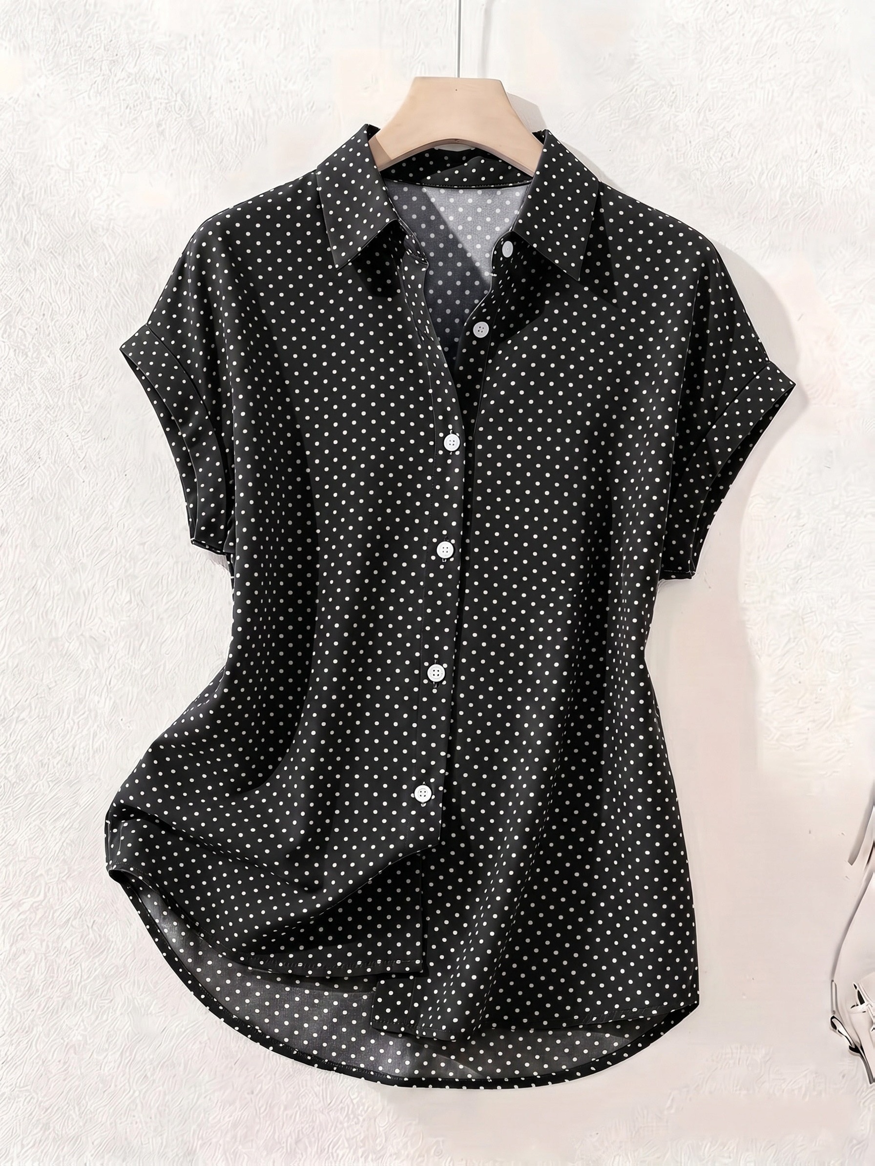 item picture summer polka dot single breasted short sleeve shirt
