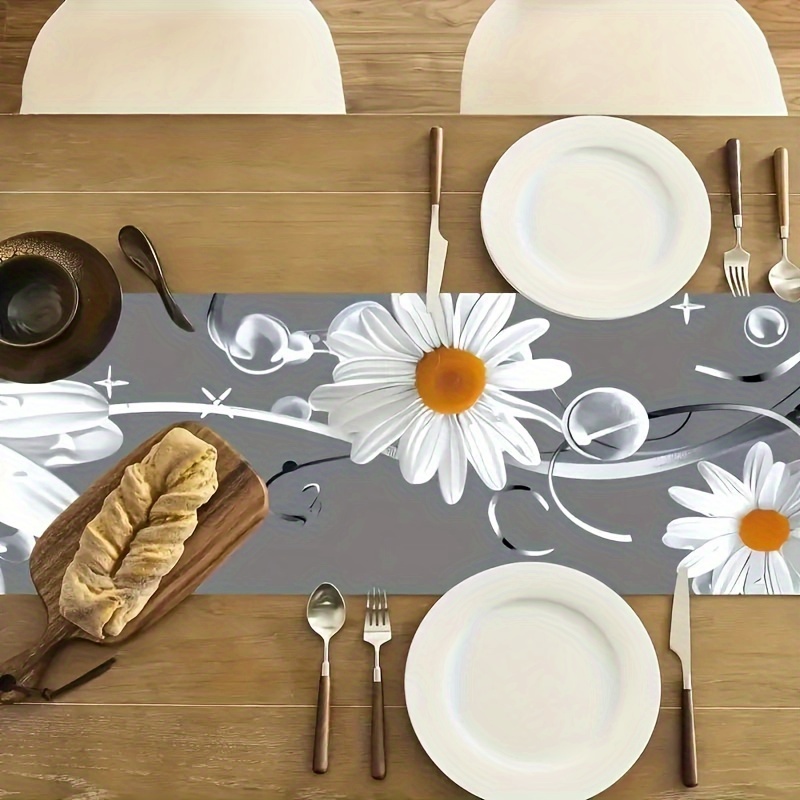 

Elegant Grey Daisy Print Polyester Table Runner - Chic & Fresh Design For Indoor/outdoor Dining, Perfect For All Seasons