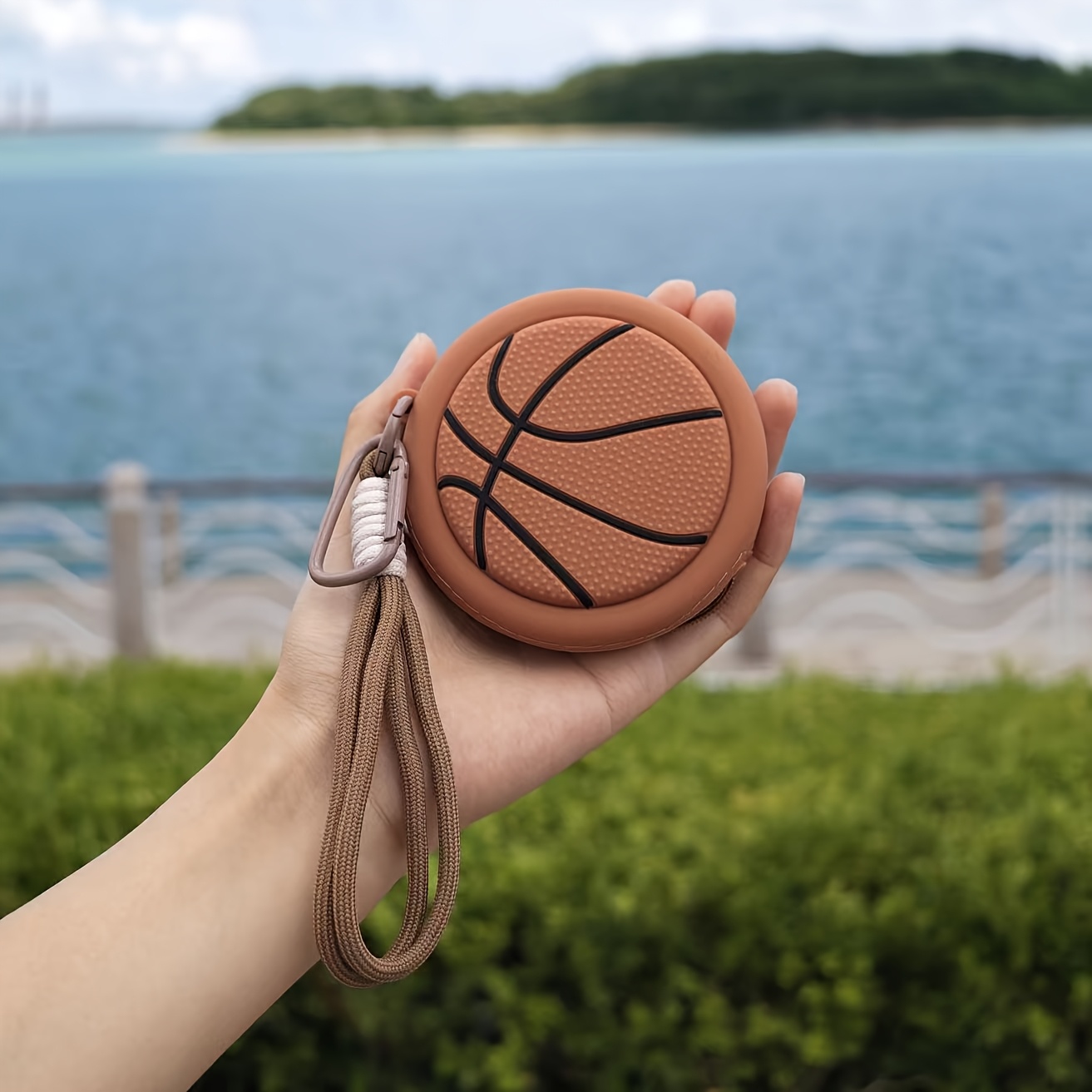 TEMU 2026 Trendy Sports Style Football Coin Purse Keychain, Popular Usa/canada/mexico Basketball Earphone Storage Bag, Portable Pendant Coin Purse