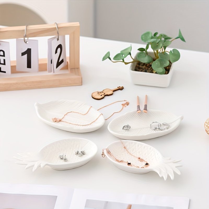 Trinket Dish Bedside Ring Holder Elegant Ceramic Leaf Jewelry Tray