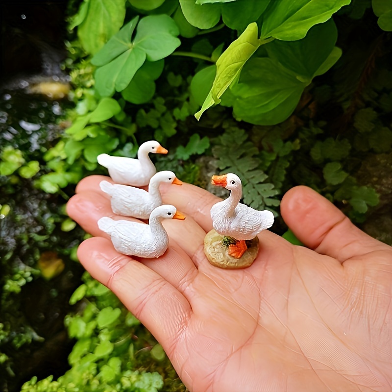 

4pcs Miniature Duck Statue Resin Figurines, Cute Water Landscape Decor, Garden Accessories For Micro Landscape Crafting