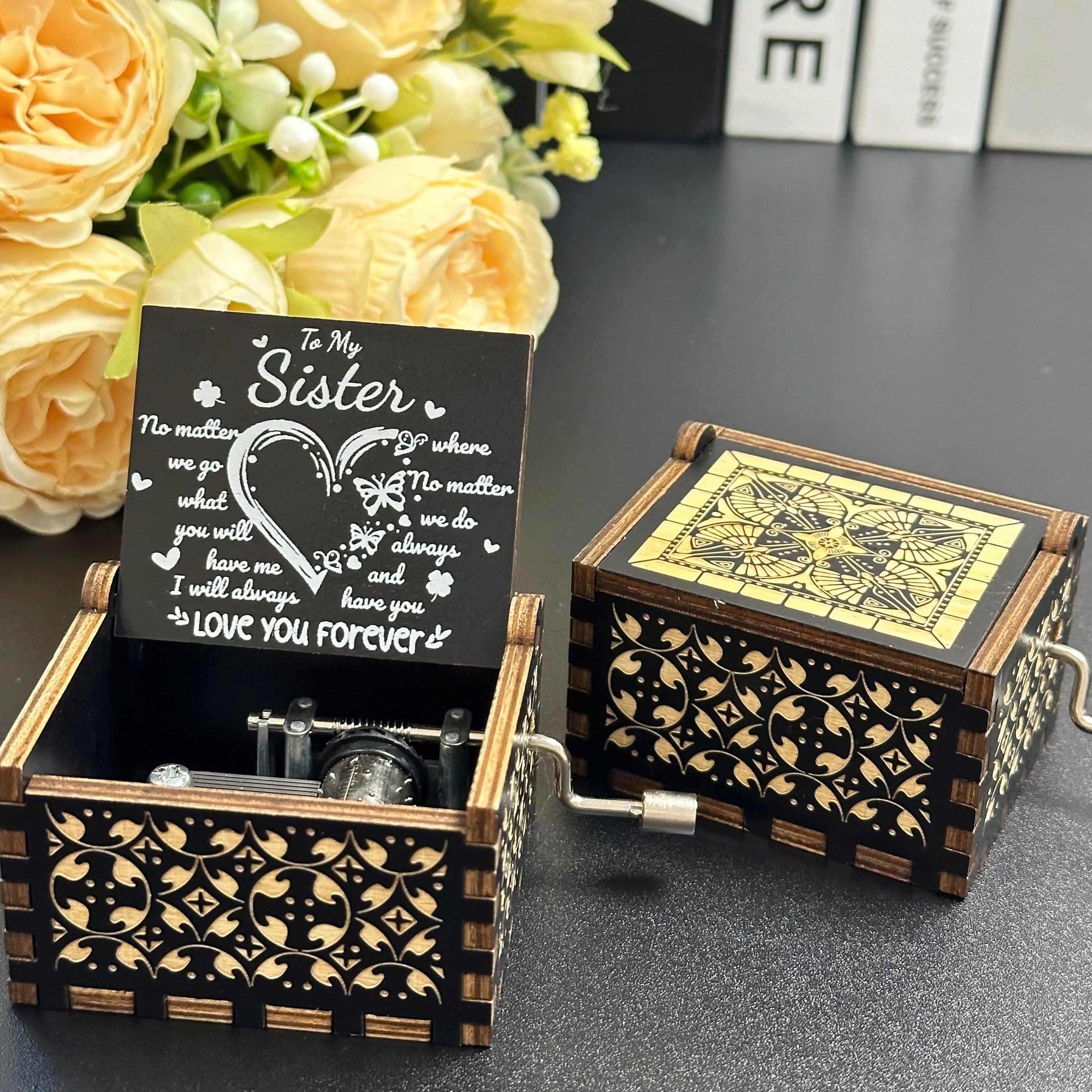 

1pc Wooden Vintage Laser Carved Hand-cranked Music Box, Mother's Day/birthday/anniversary/wedding Gift, Family Room Desk Office Tabletop Decoration