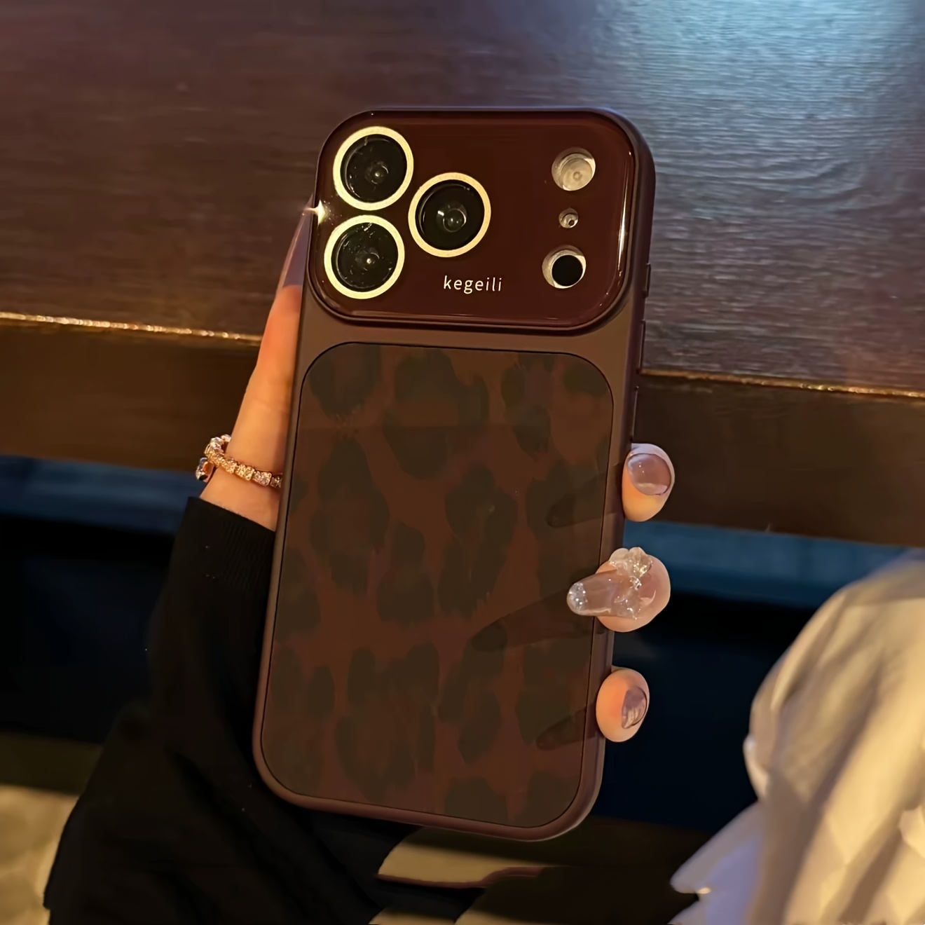 TEMU Coque de téléphone - Coque de téléphone en similicuir à imprimé léopard avec protection complète de l'objectif pour iPhone 18 17 16 15 14 13 12