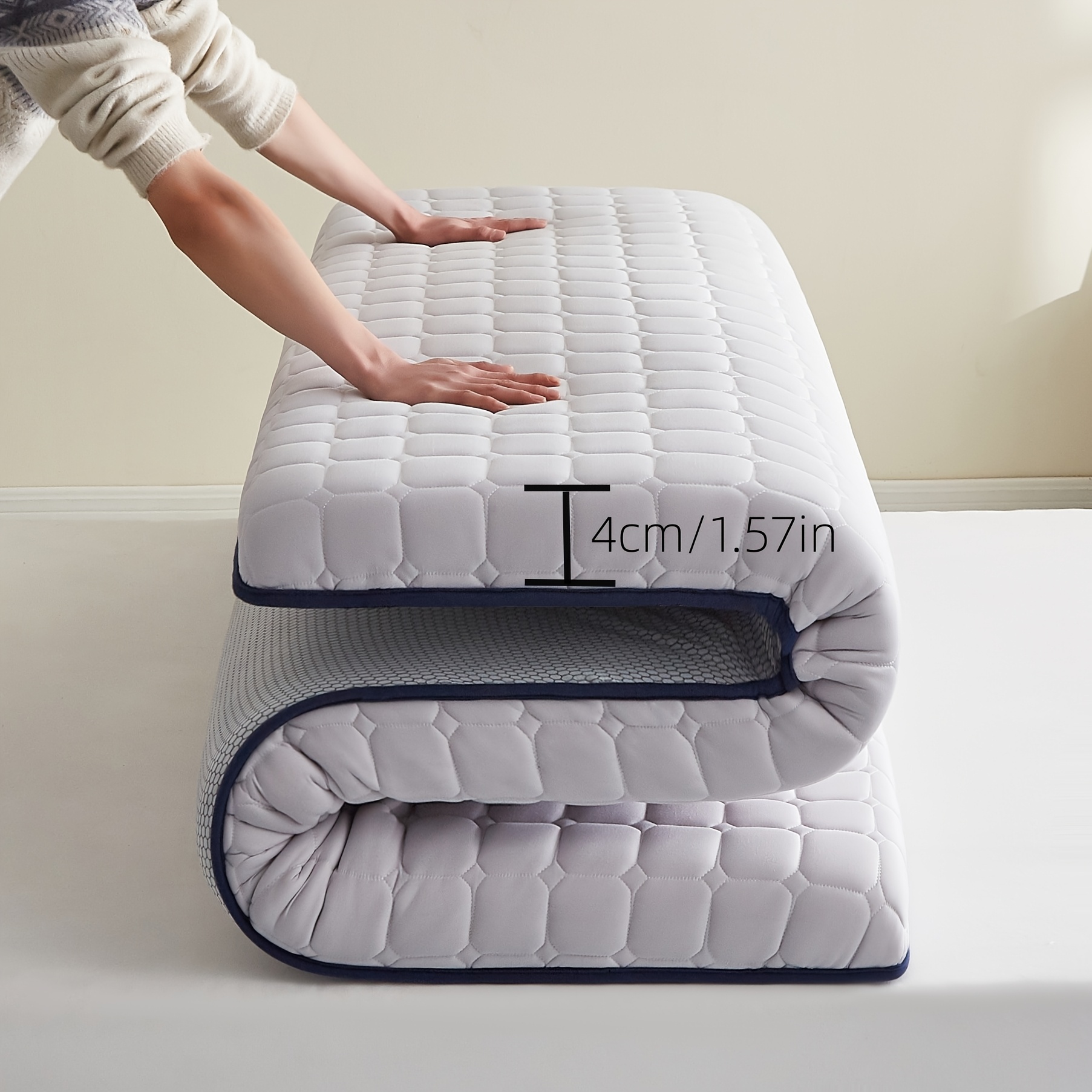 1pc 4cm Memory Foam Mattress Topper - High-density Support, Slow Rebound , Soft Quilted Surface, Breathable Mesh Sides, Foldable Portable Bed Pad, Durable Bedding For Bedroom, Dorm, & Travel