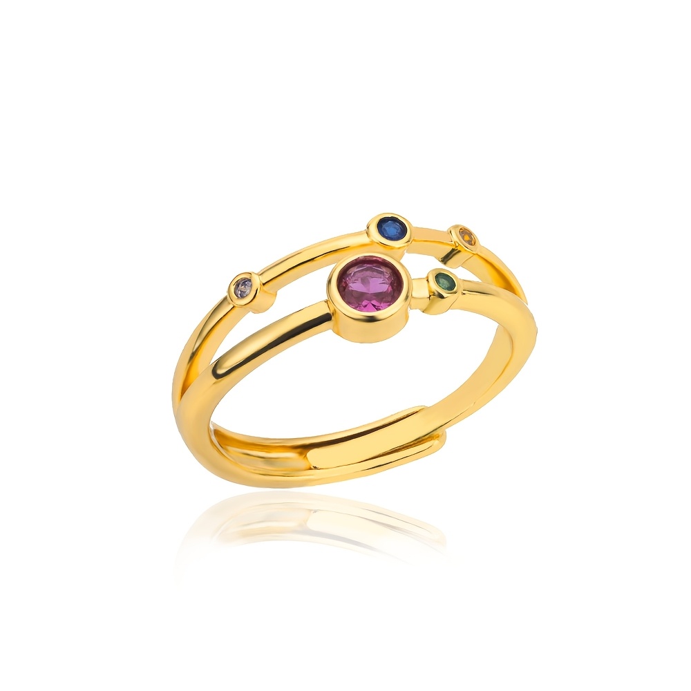 E-shop Ein zarter und stilvoller offener Ring mit einem runden, farbenfrohen synthetischen Zirkonia, für den , Weihnachtsgeschenke und