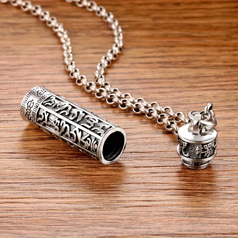   pendant of six characters details 1