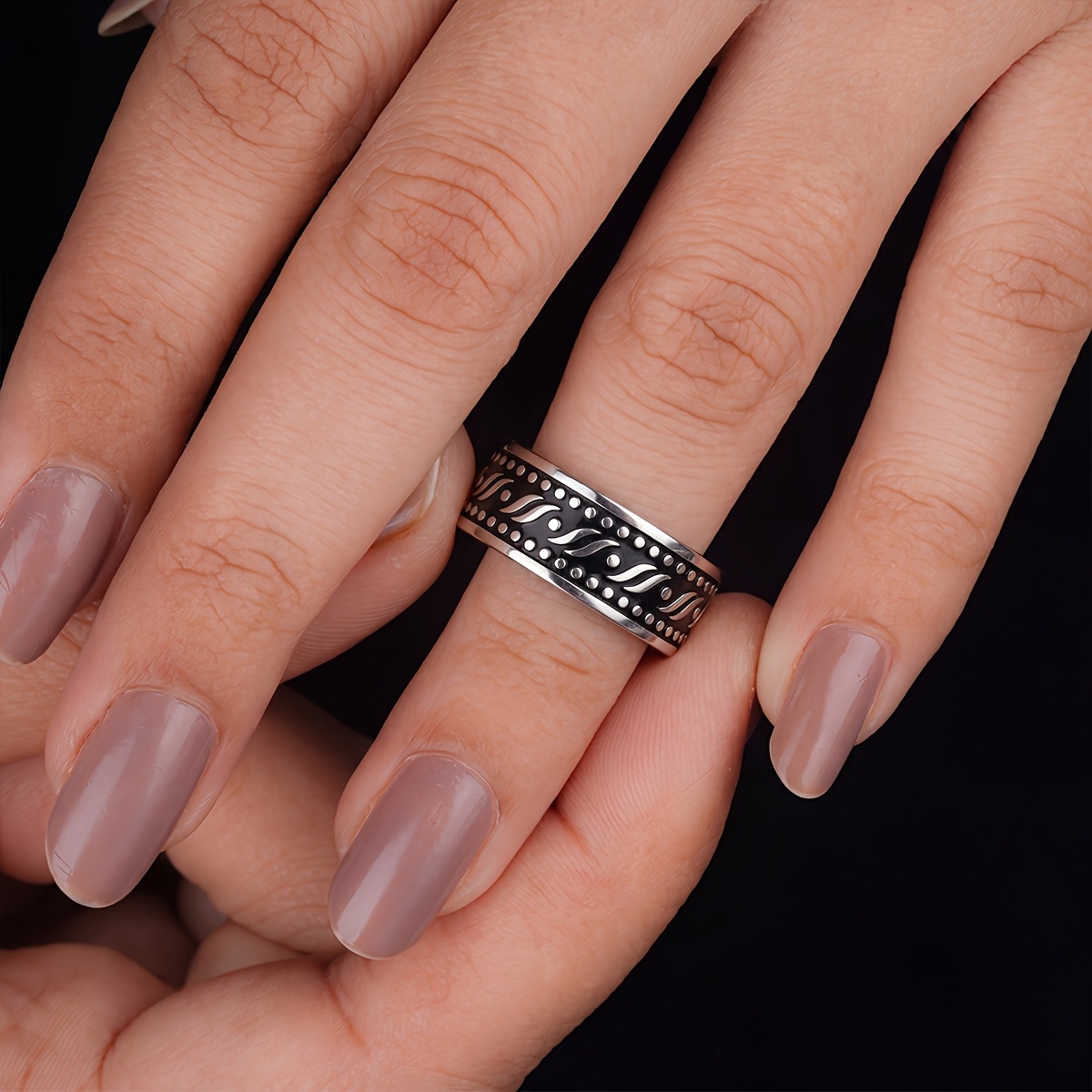 Women's Trendy Texture Double-Layer Ring, Elegant Design