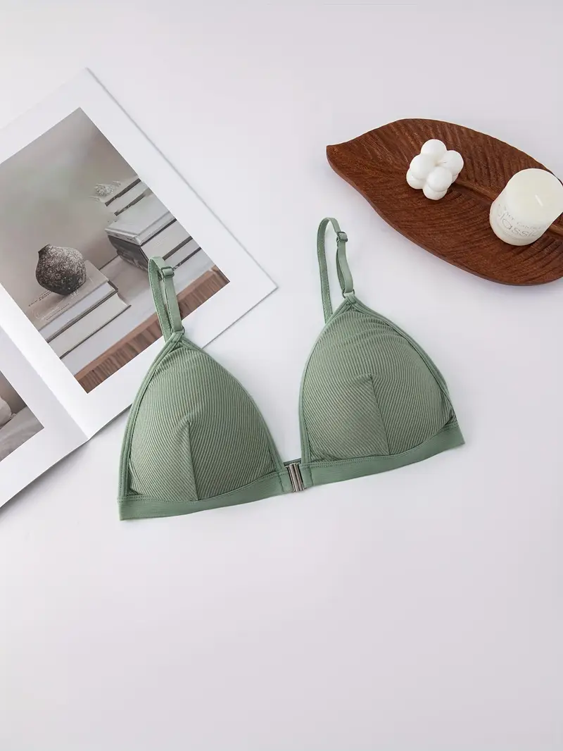 4pcs womens wireless bras comfortable everyday with removable pads wire free soft breathable fabric white light green suitable for teens and adults seamless material lightweight comfortable casual wear Product details 1